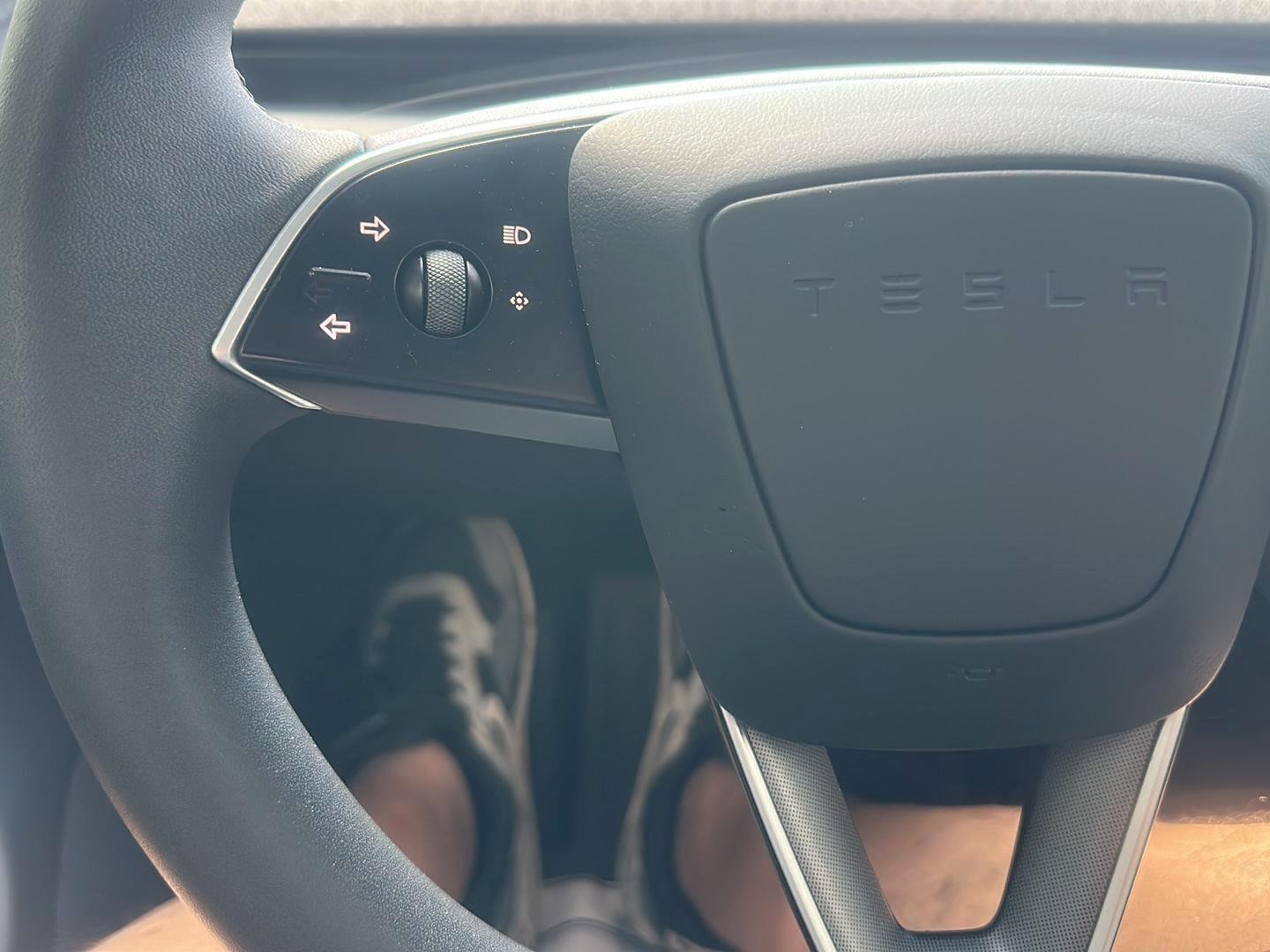 Tesla Model 3 Base 2024
