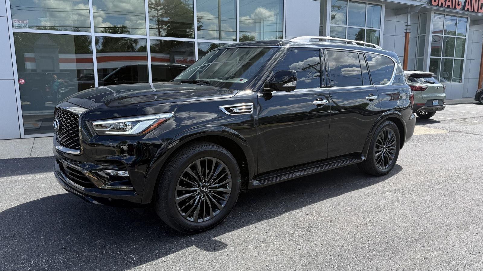 Infiniti QX80 LUXE 4WD 2022