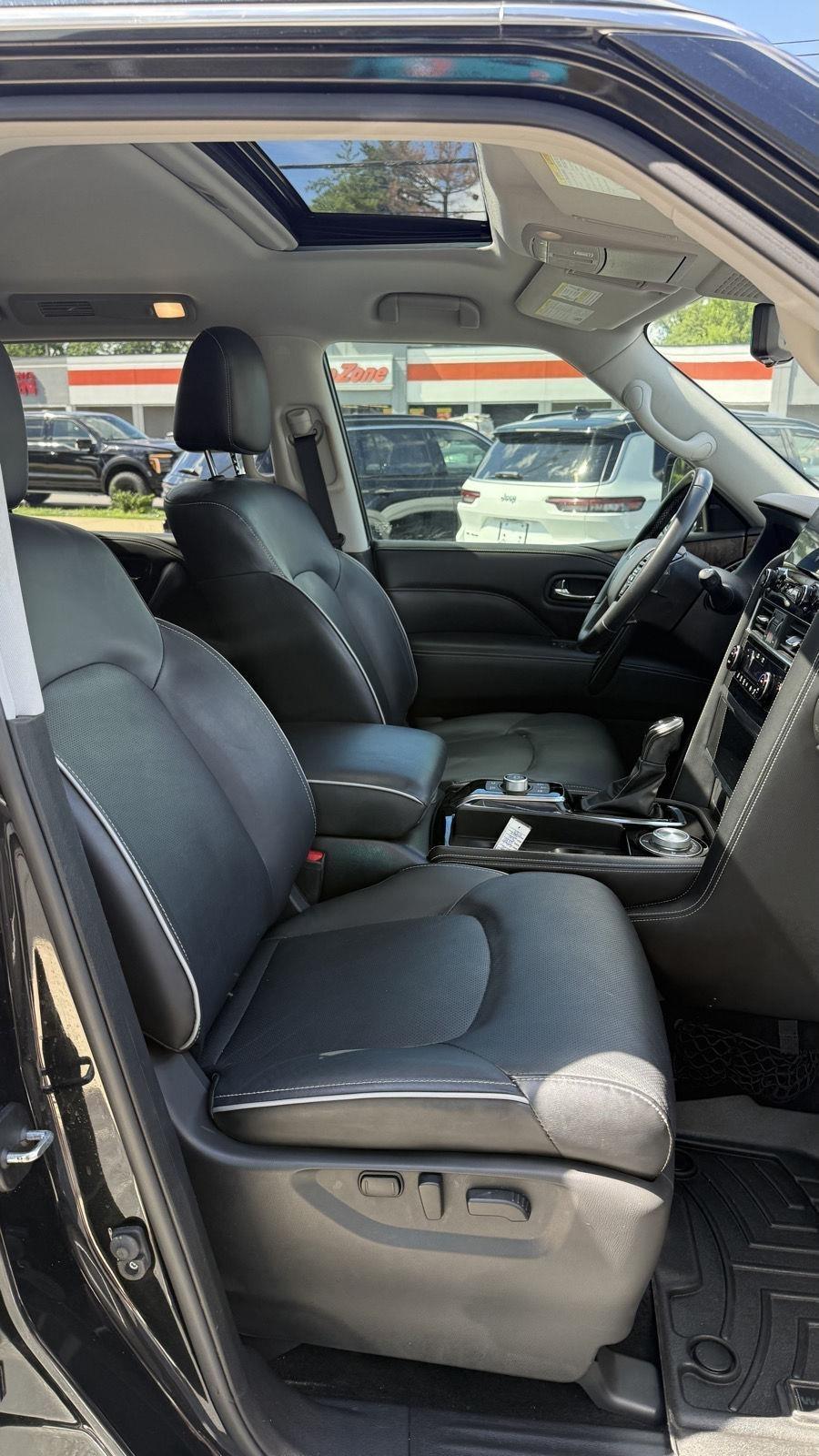 Infiniti QX80 LUXE 4WD 2022