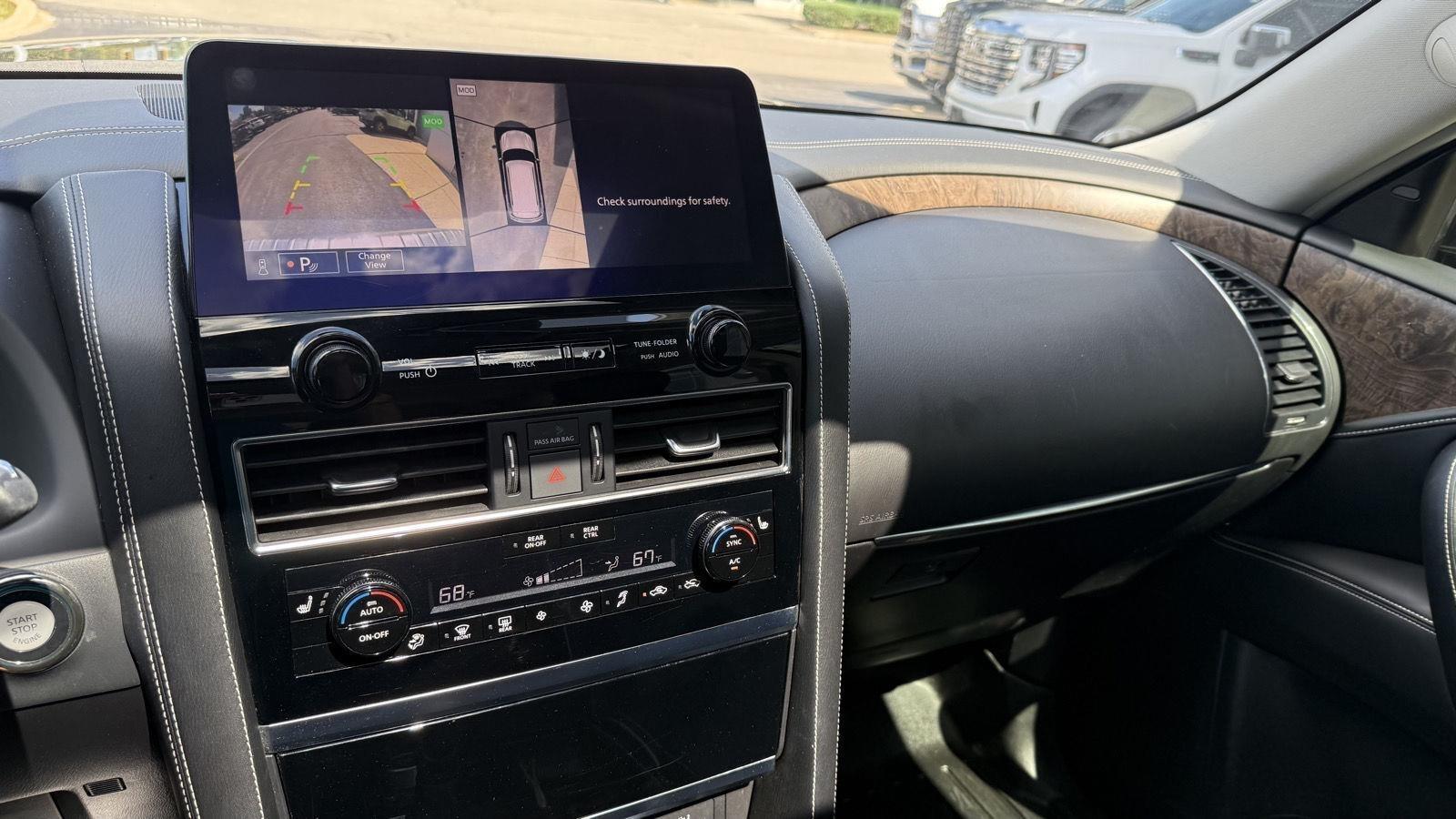 Infiniti QX80 LUXE 4WD 2022