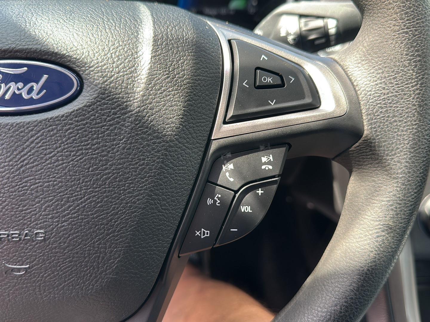 Ford Fusion Hybrid S 2018