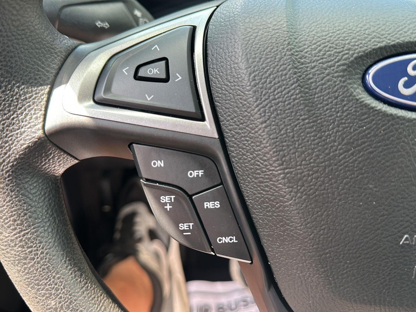 Ford Fusion Hybrid S 2018