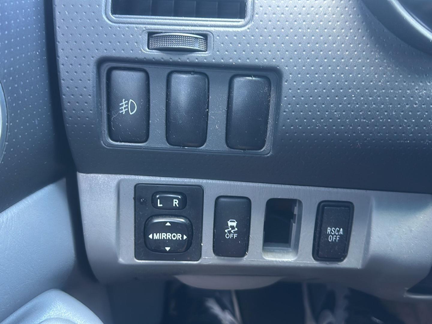 Toyota Tacoma PreRunner Access Cab V6 2WD 2010