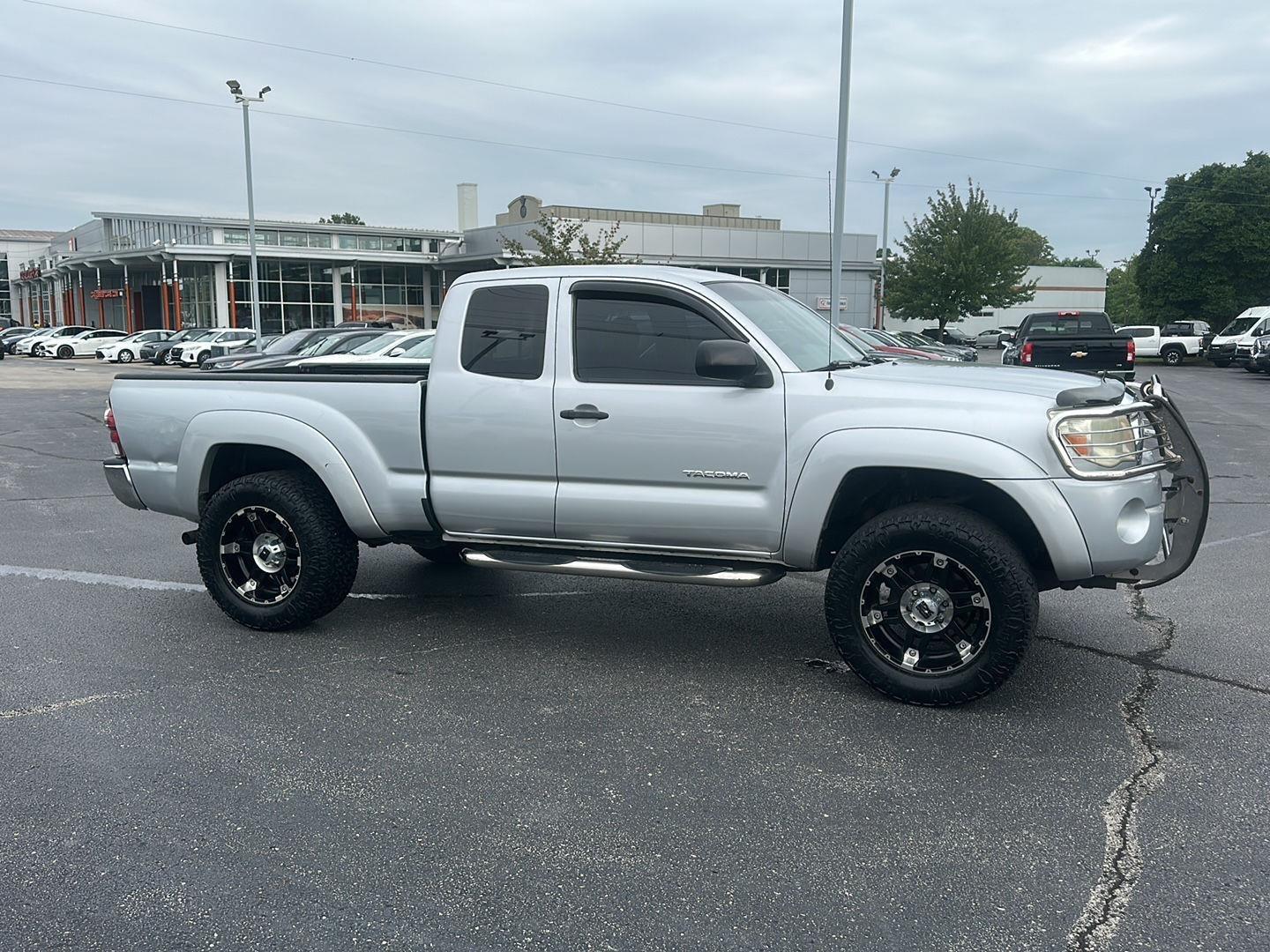 Toyota Tacoma PreRunner Access Cab V6 2WD 2010