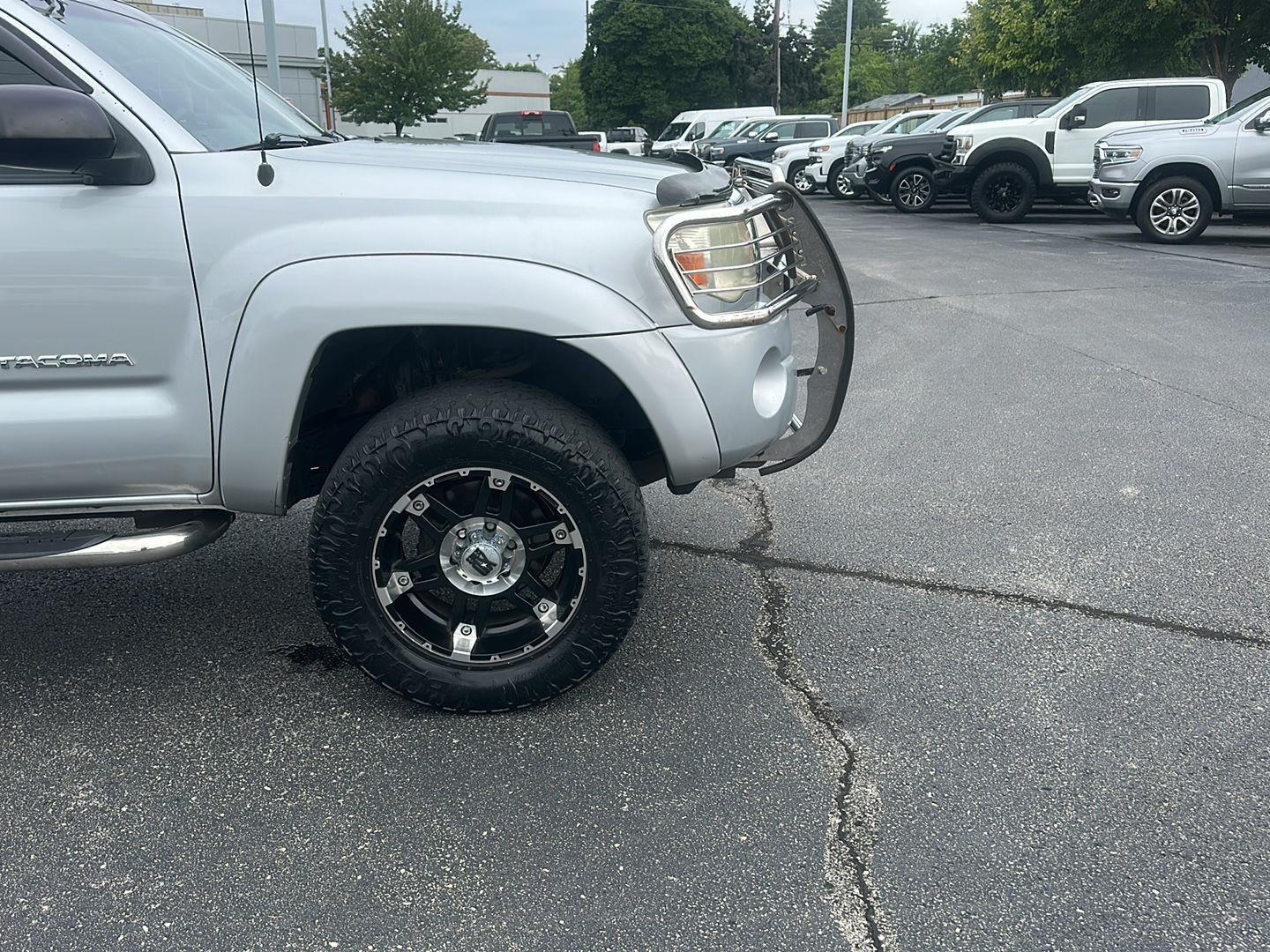 Toyota Tacoma PreRunner Access Cab V6 2WD 2010