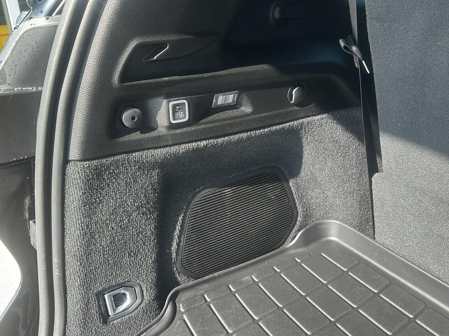 Jeep Grand Cherokee L Summit 4WD 2025