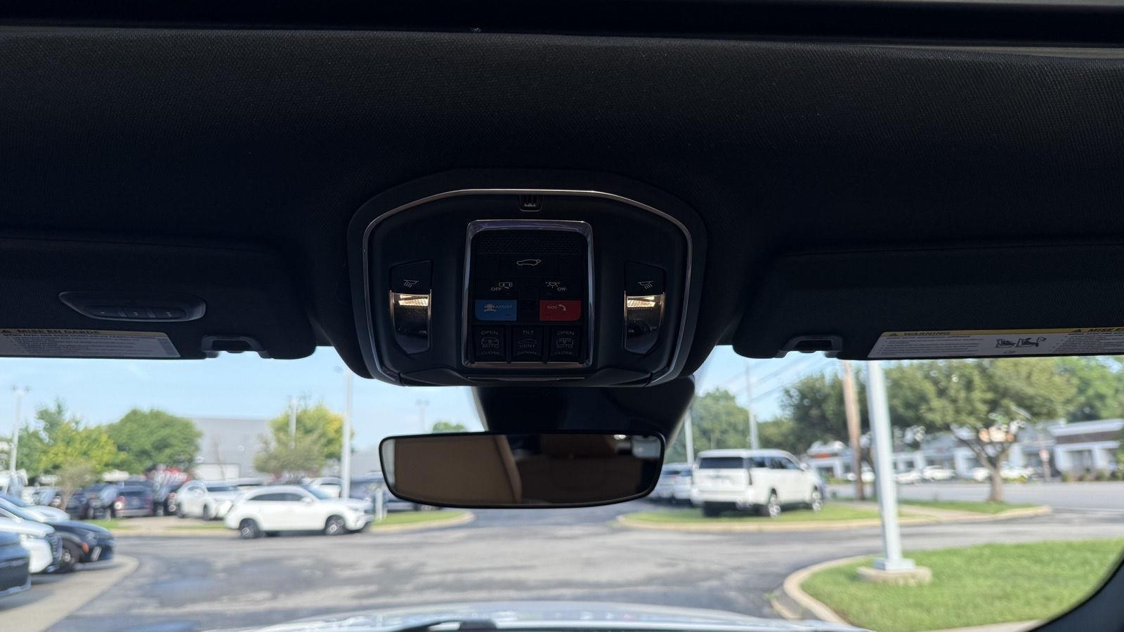 Jeep Grand Cherokee Summit 4WD 2025