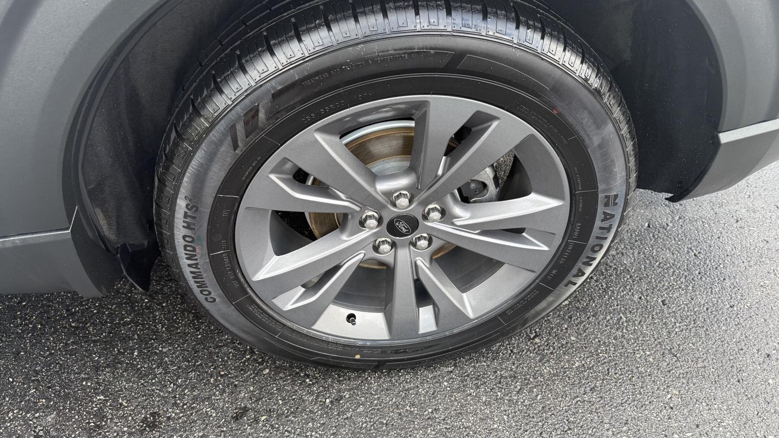 Ford Explorer XLT AWD 2021