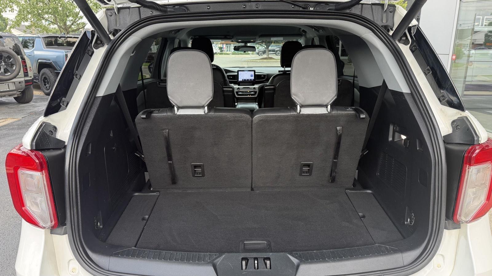 Ford Explorer XLT AWD 2021