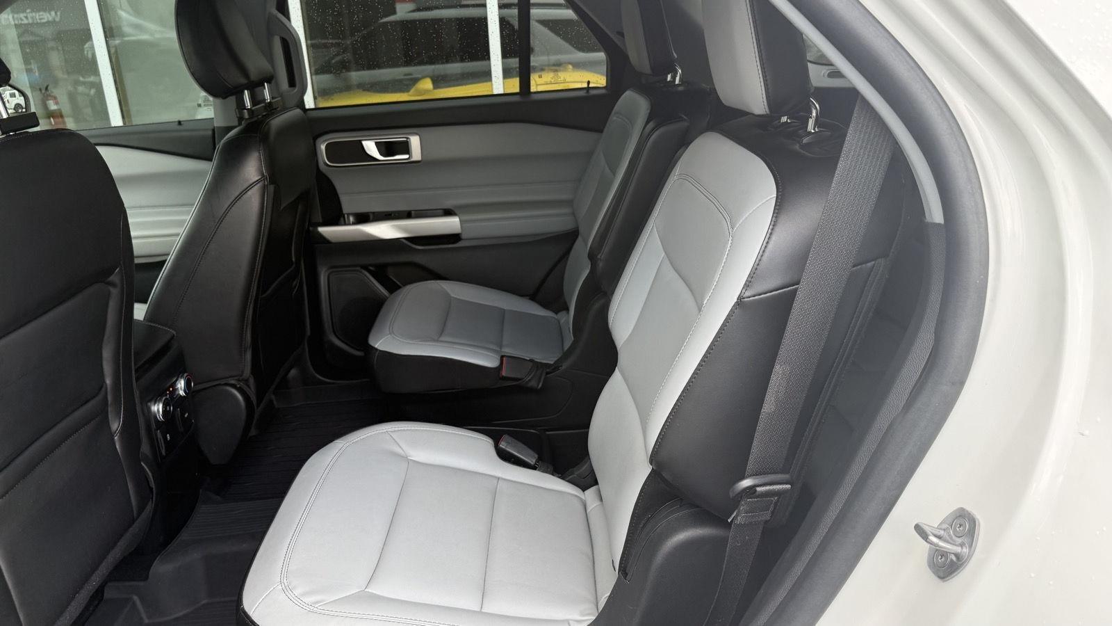 Ford Explorer XLT AWD 2021
