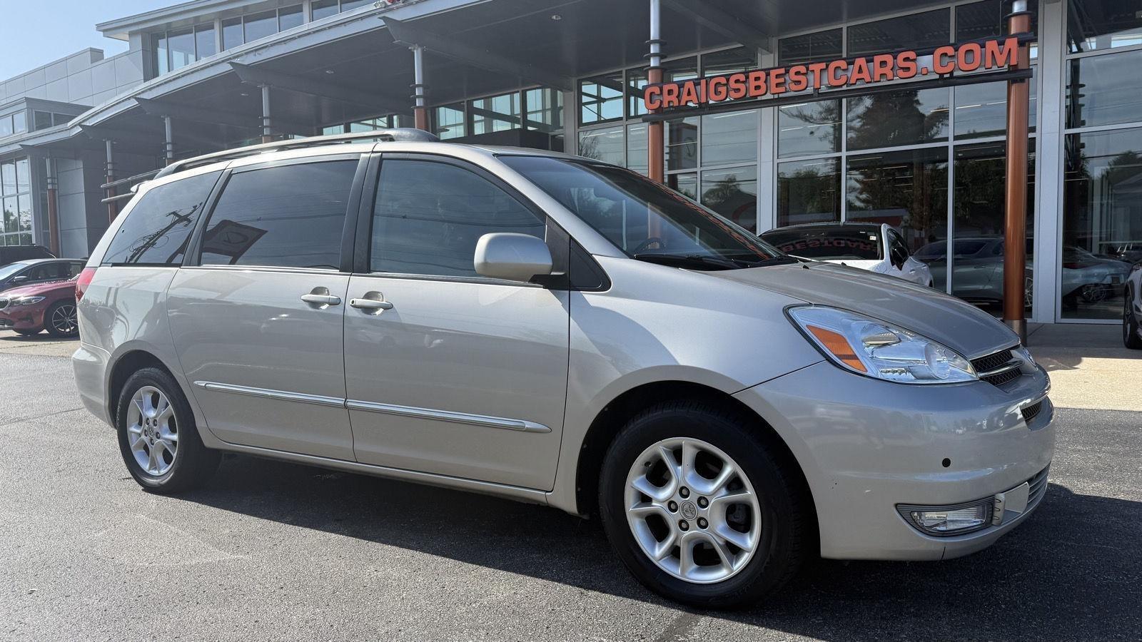 Toyota Sienna XLE 2004