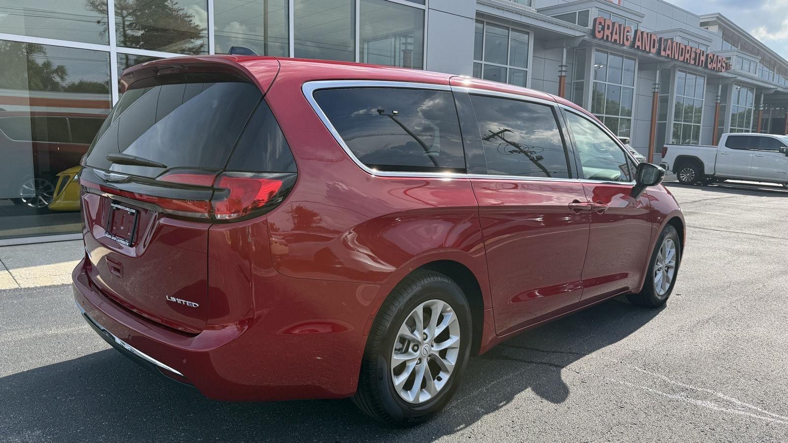 Chrysler Pacifica Limited 2026