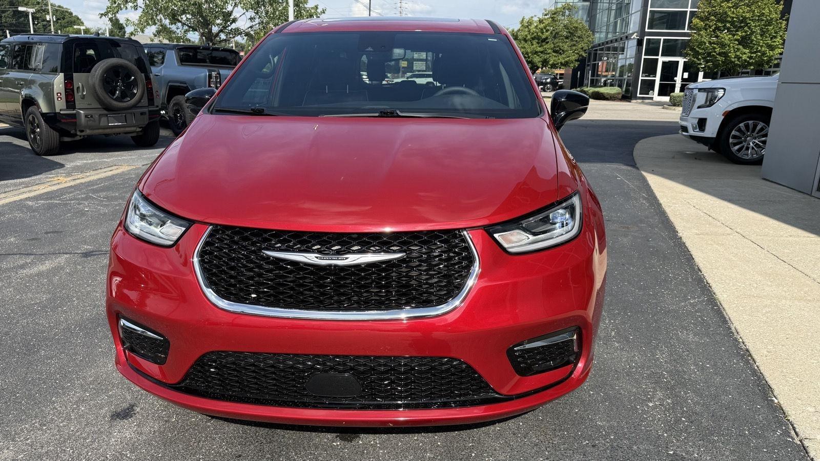 Chrysler Pacifica Limited 2026