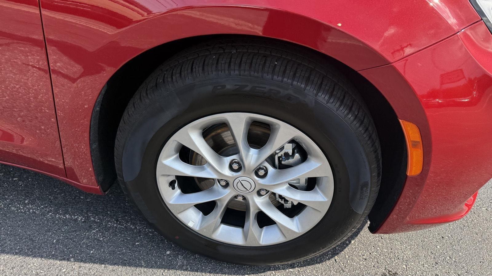 Chrysler Pacifica Limited 2026