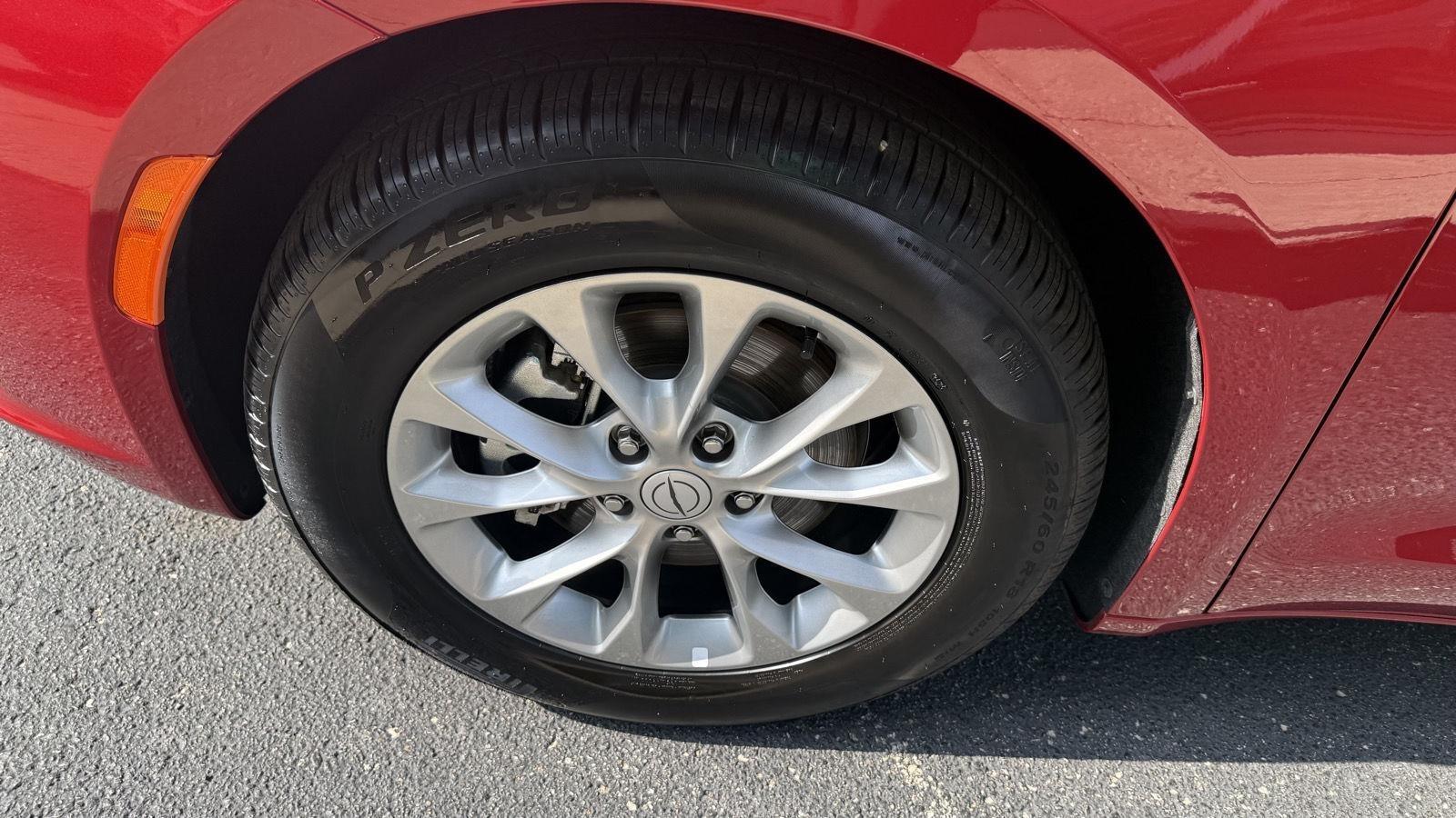 Chrysler Pacifica Limited 2026