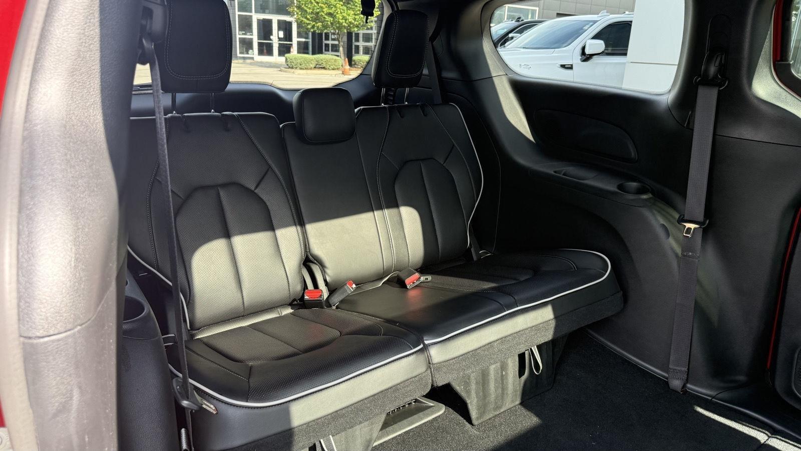 Chrysler Pacifica Limited 2026