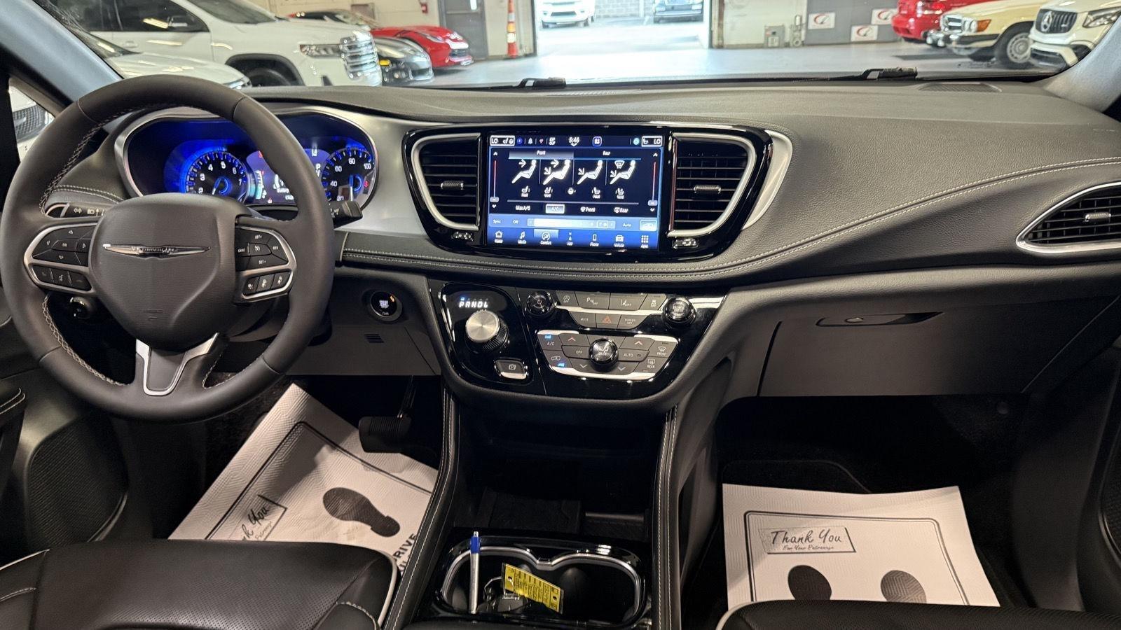 Chrysler Pacifica Limited 2026