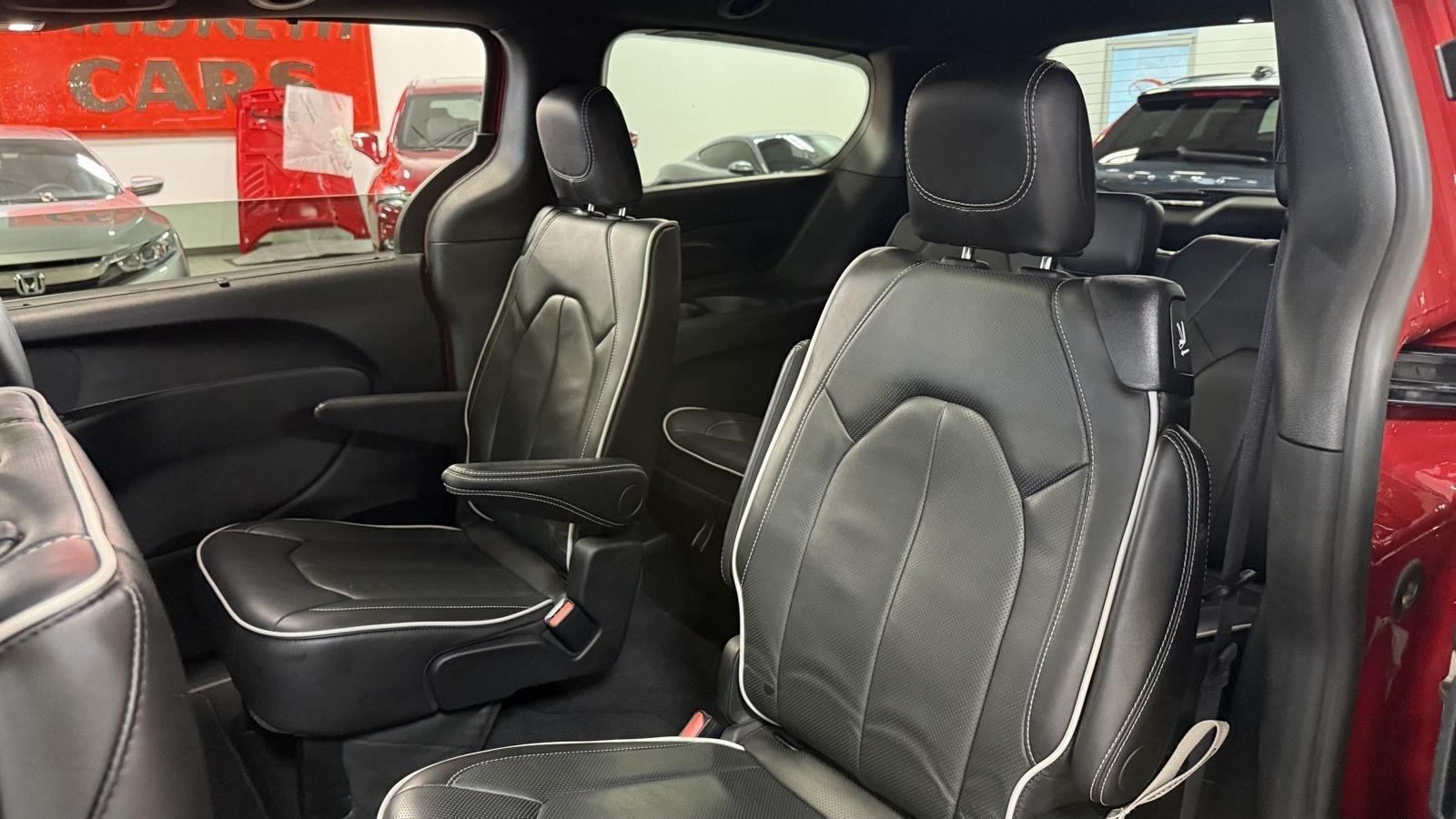 Chrysler Pacifica Limited 2026