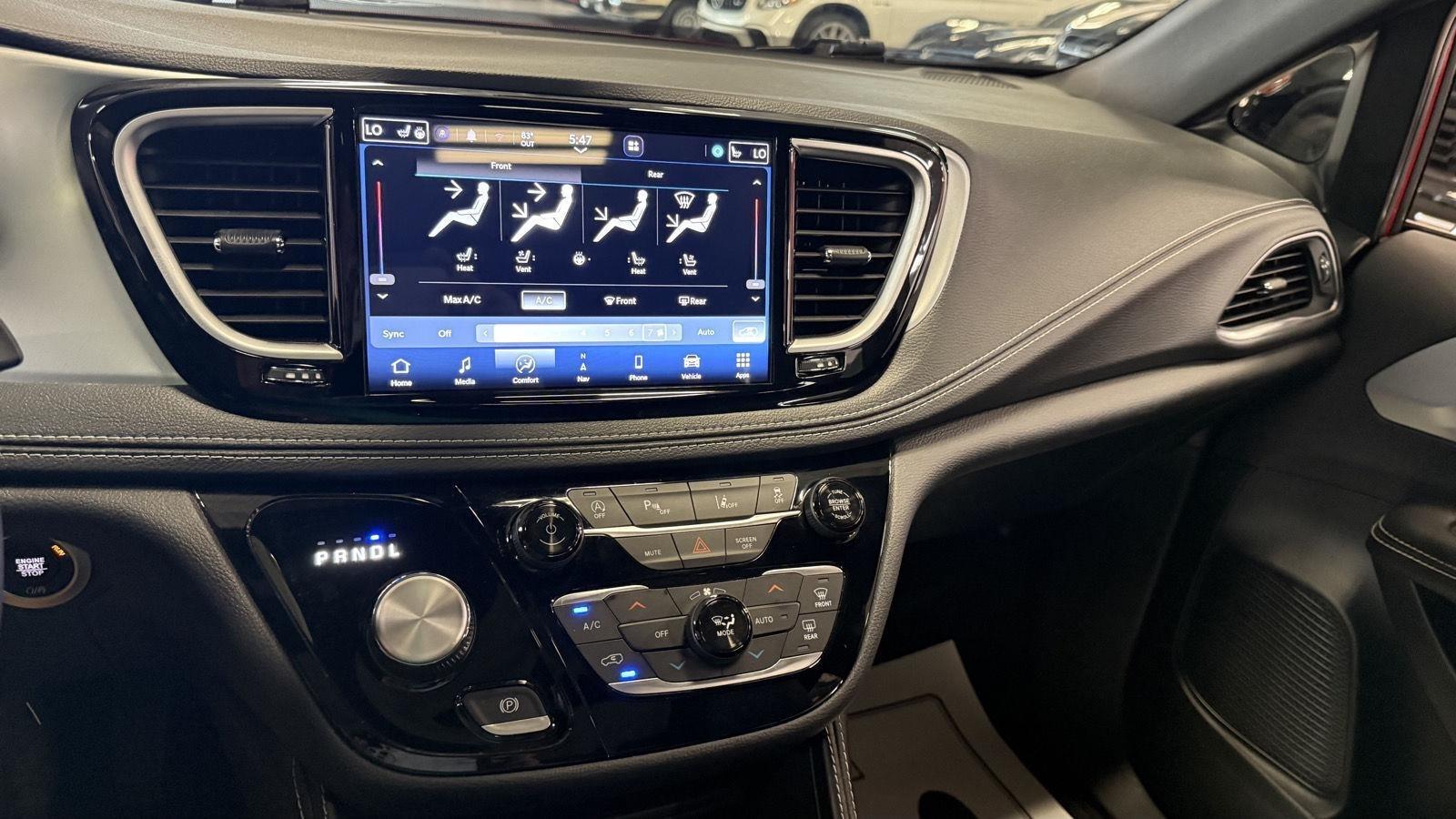 Chrysler Pacifica Limited 2026