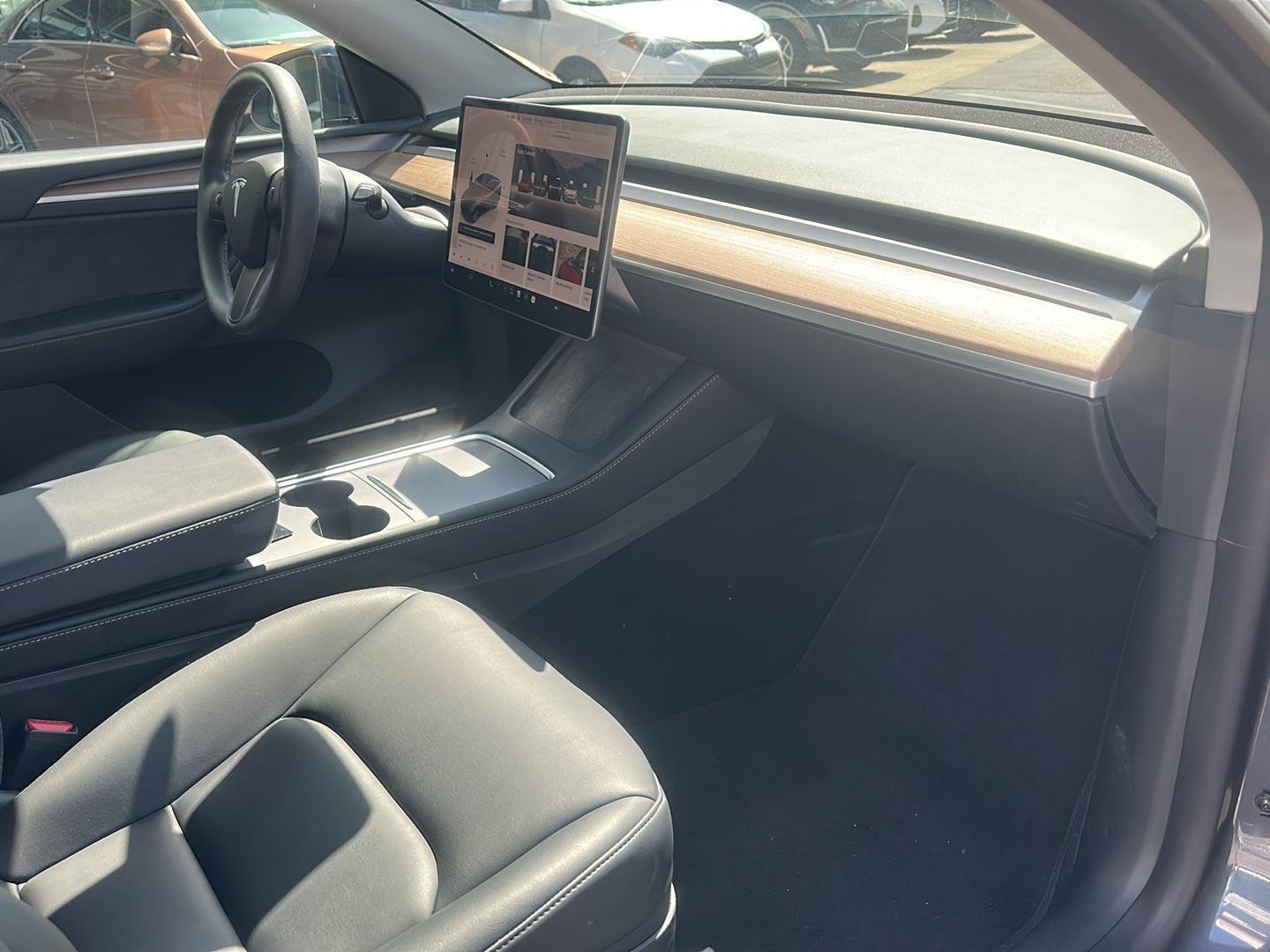 Tesla Model Y Long Range 2023