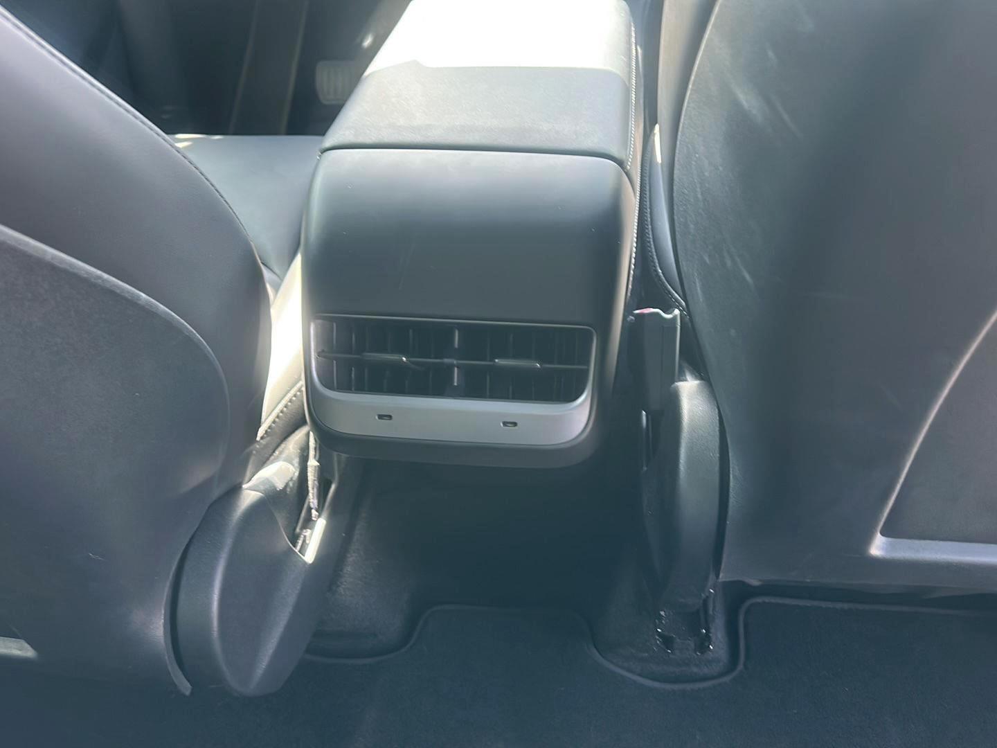 Tesla Model Y Long Range 2023
