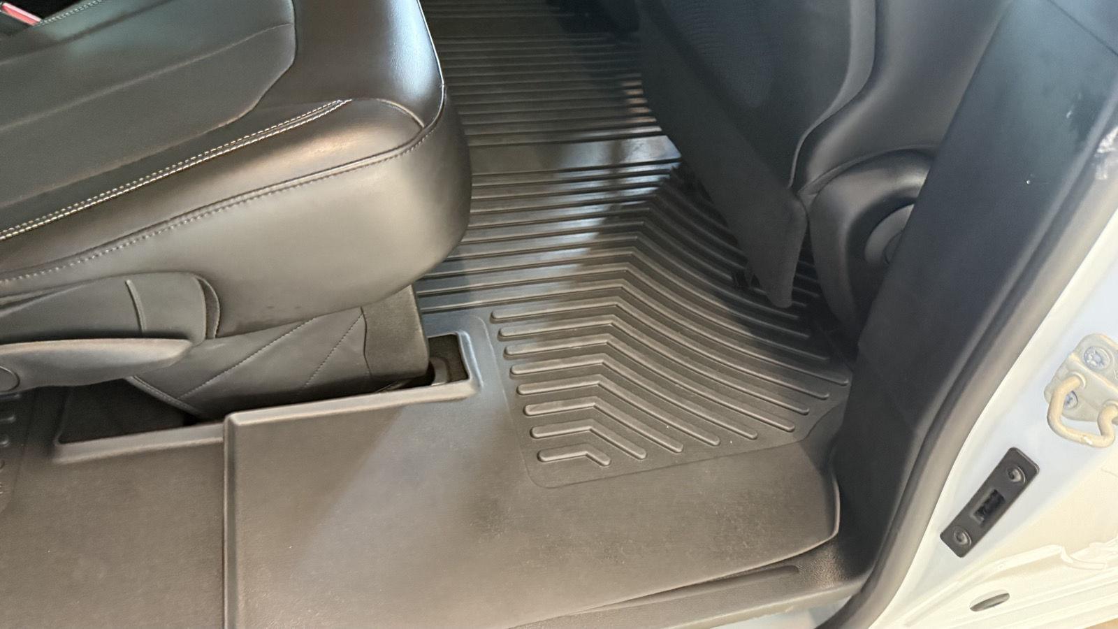 Chrysler Pacifica Touring L AWD 2023