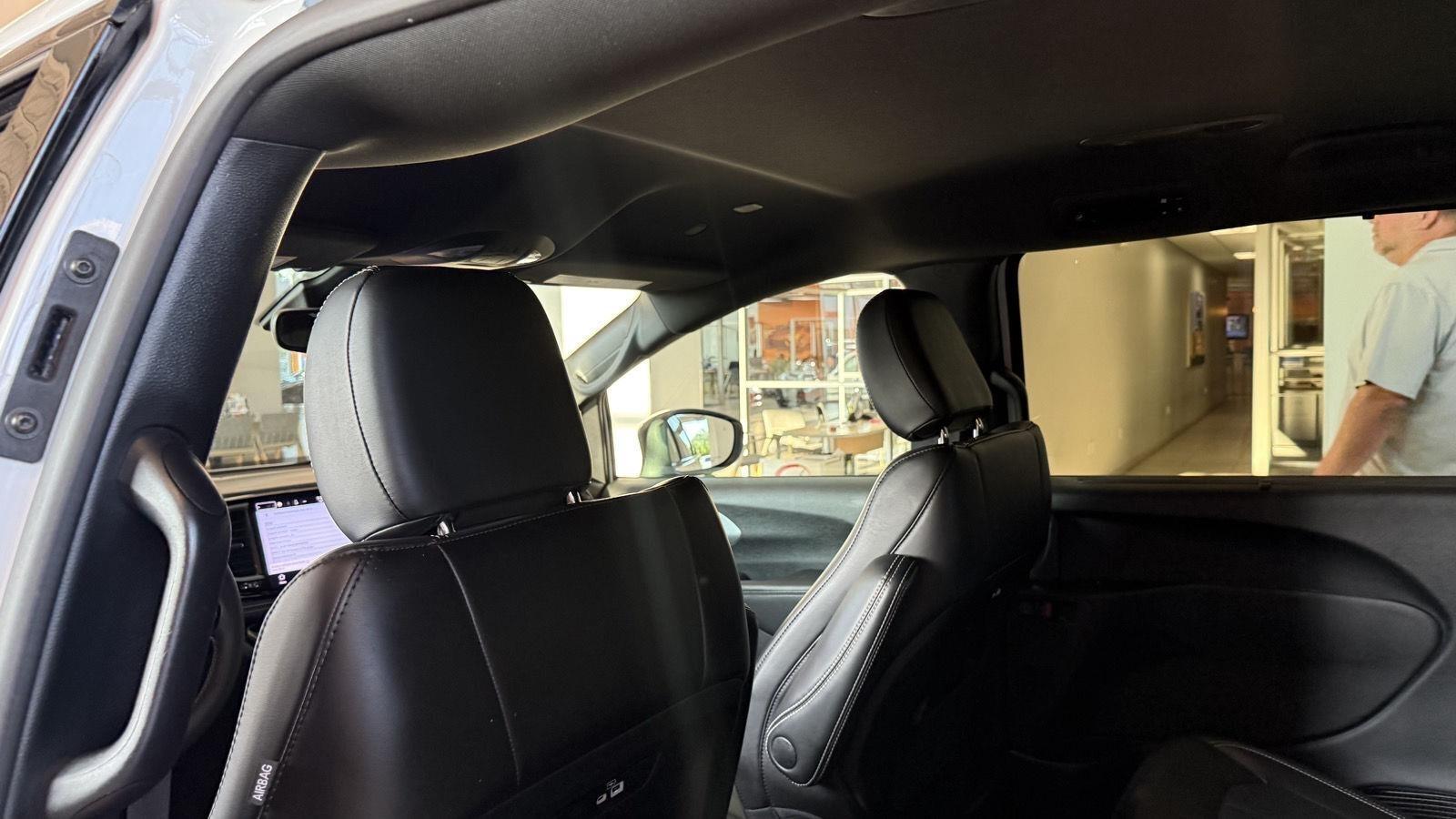 Chrysler Pacifica Touring L AWD 2023