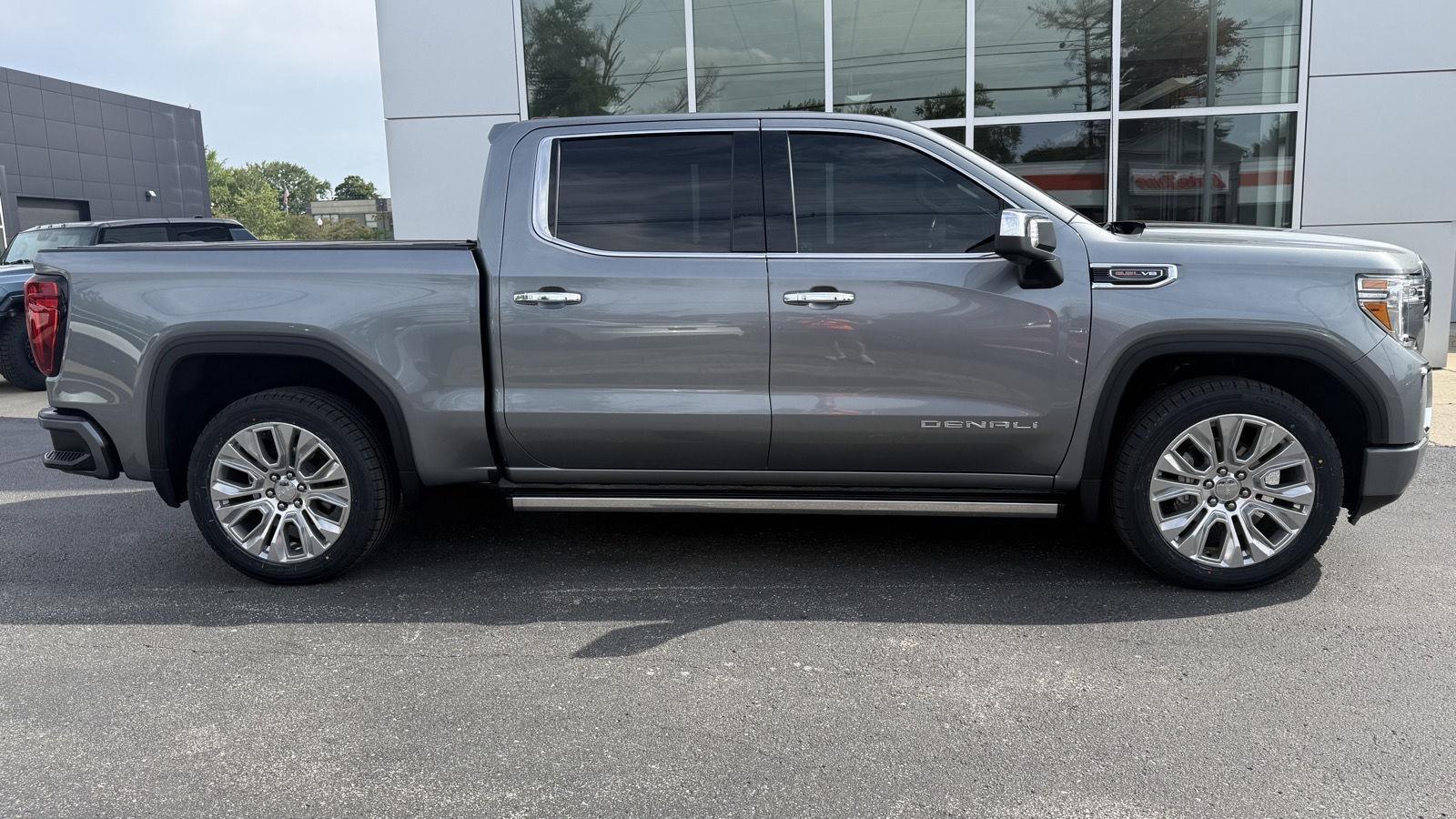 2021 GMC Sierra 1500 Denali Crew Cab 4WD