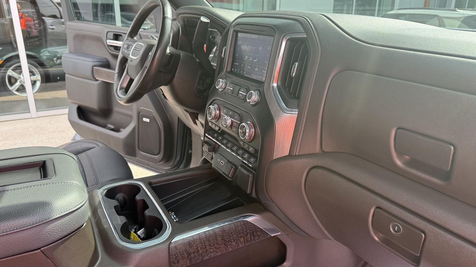 GMC Sierra 1500 Denali Crew Cab 4WD 2021