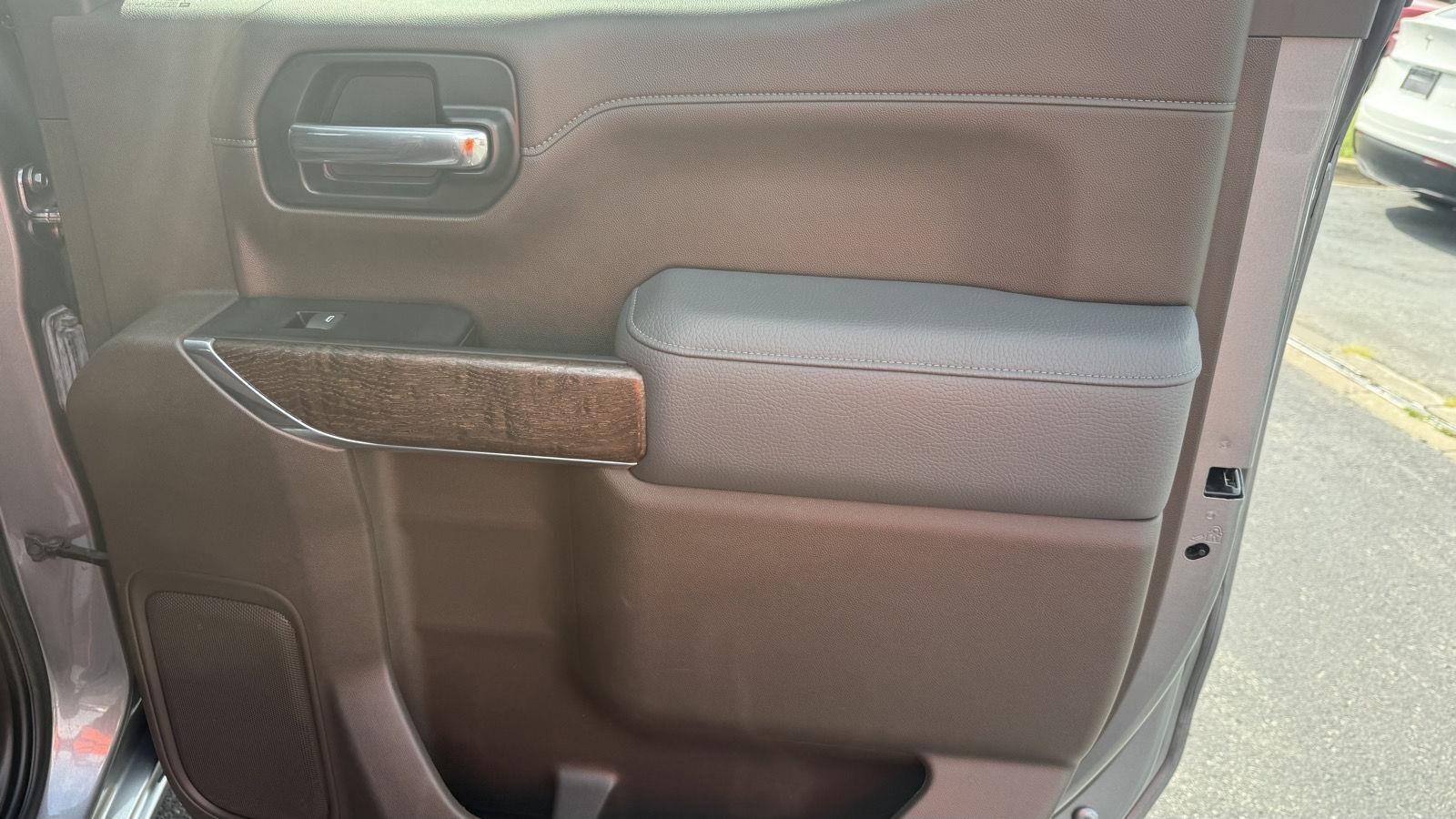 GMC Sierra 1500 Denali Crew Cab 4WD 2021