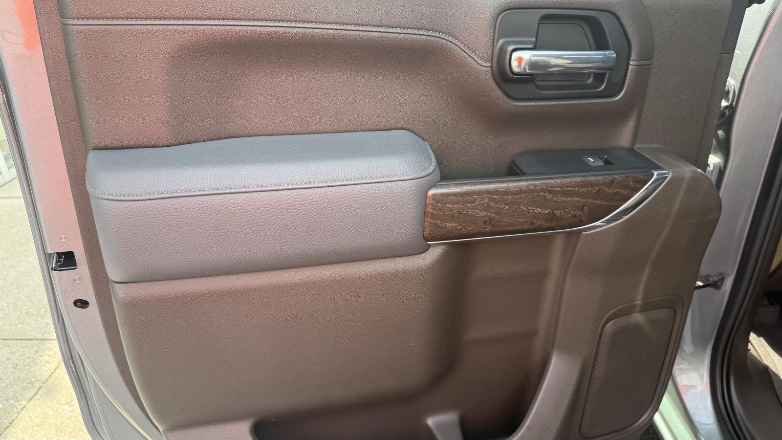 GMC Sierra 1500 Denali Crew Cab 4WD 2021