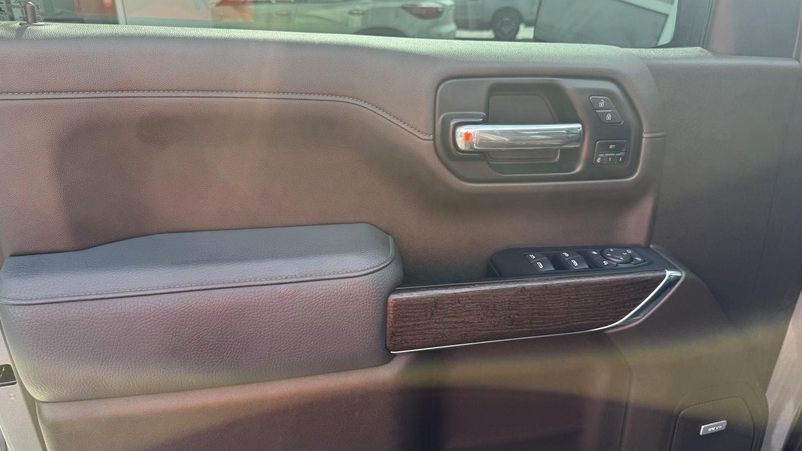 GMC Sierra 1500 Denali Crew Cab 4WD 2021