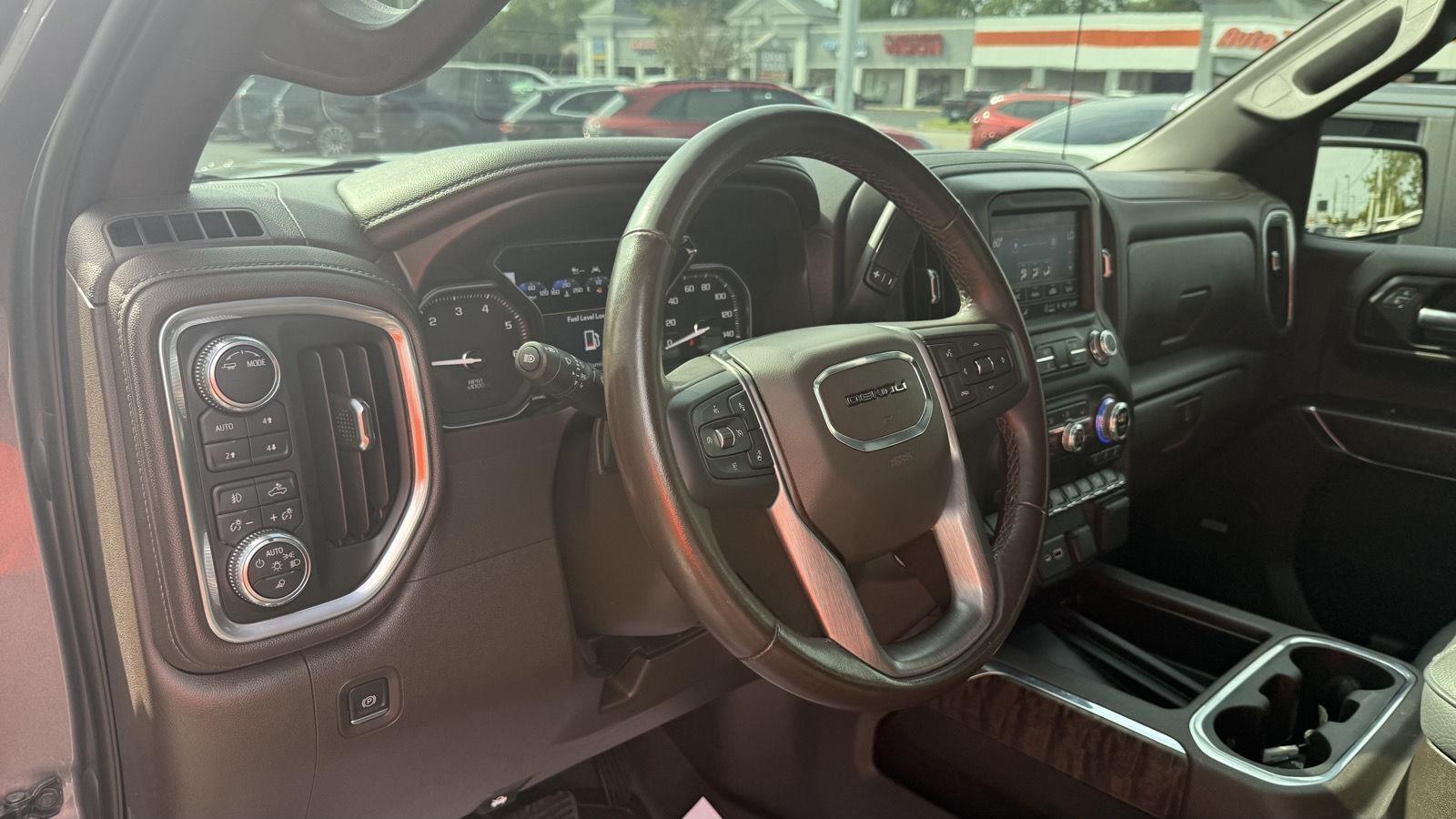 GMC Sierra 1500 Denali Crew Cab 4WD 2021