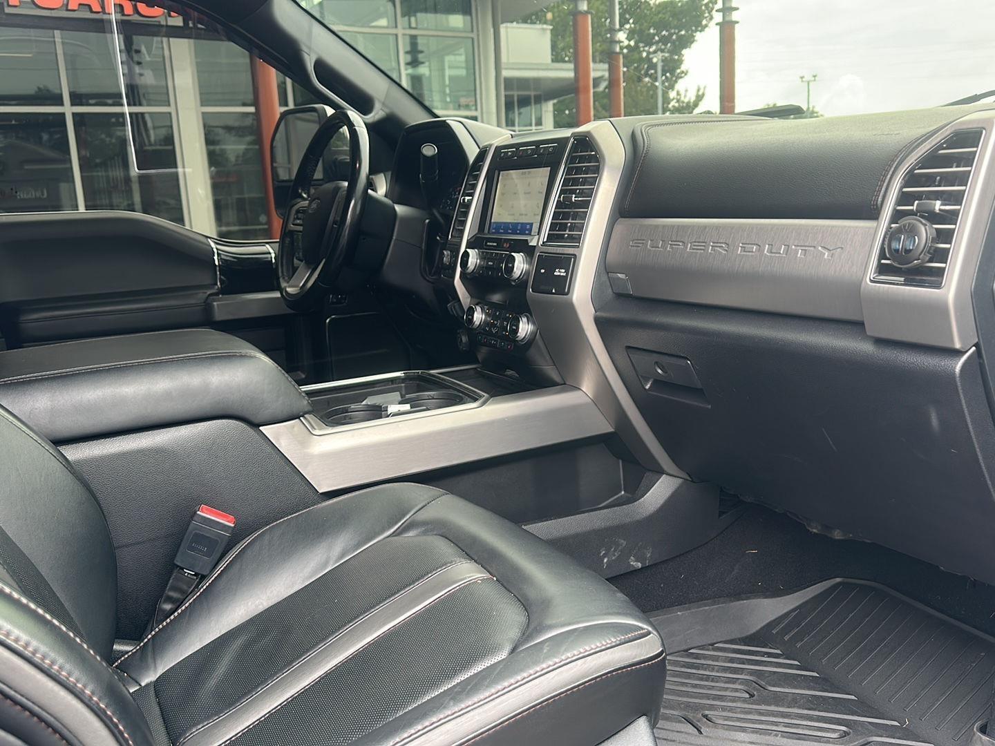 Ford F-350 SD Platinum Crew Cab Long Box 4WD 2020