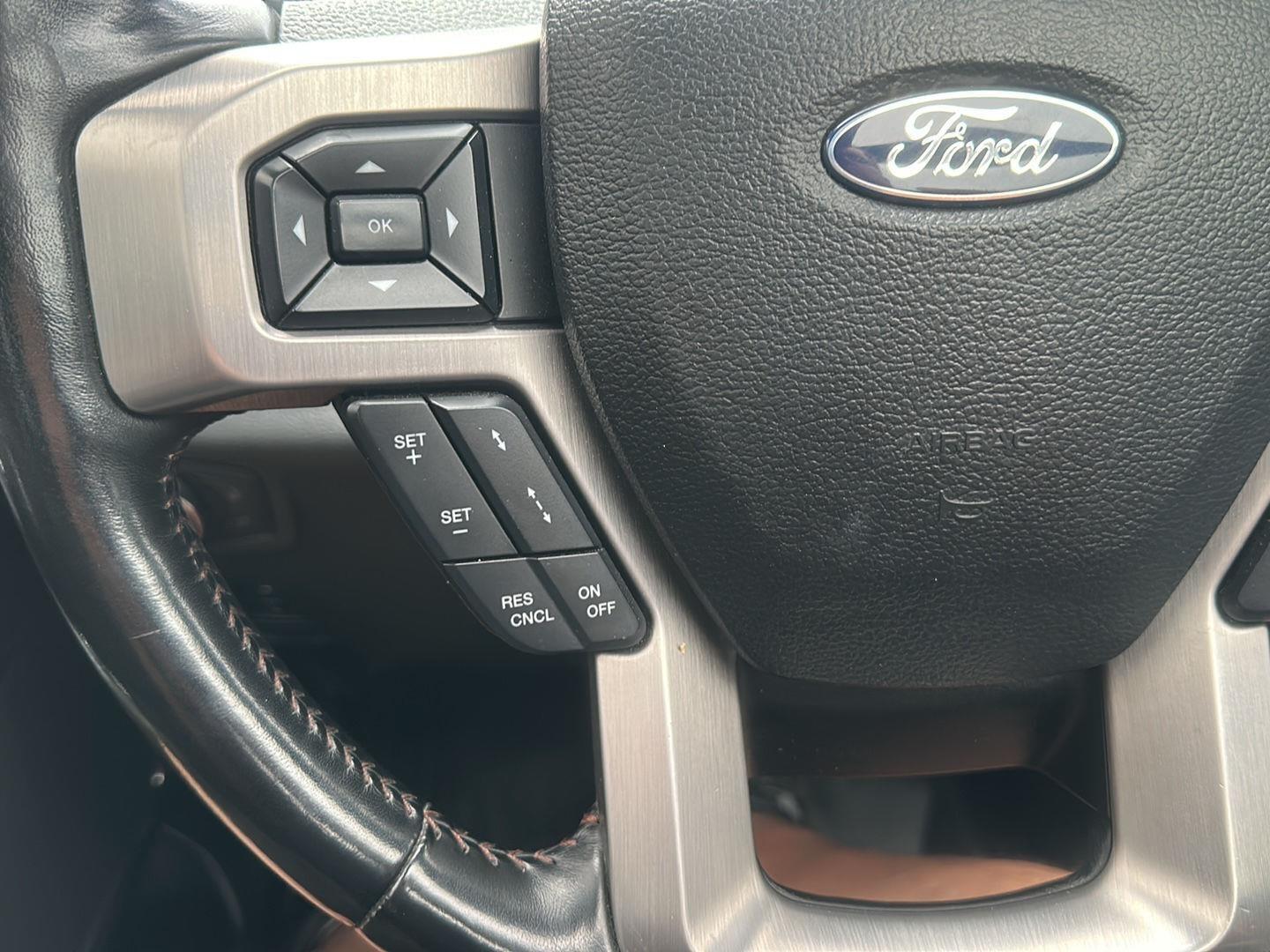Ford F-350 SD Platinum Crew Cab Long Box 4WD 2020