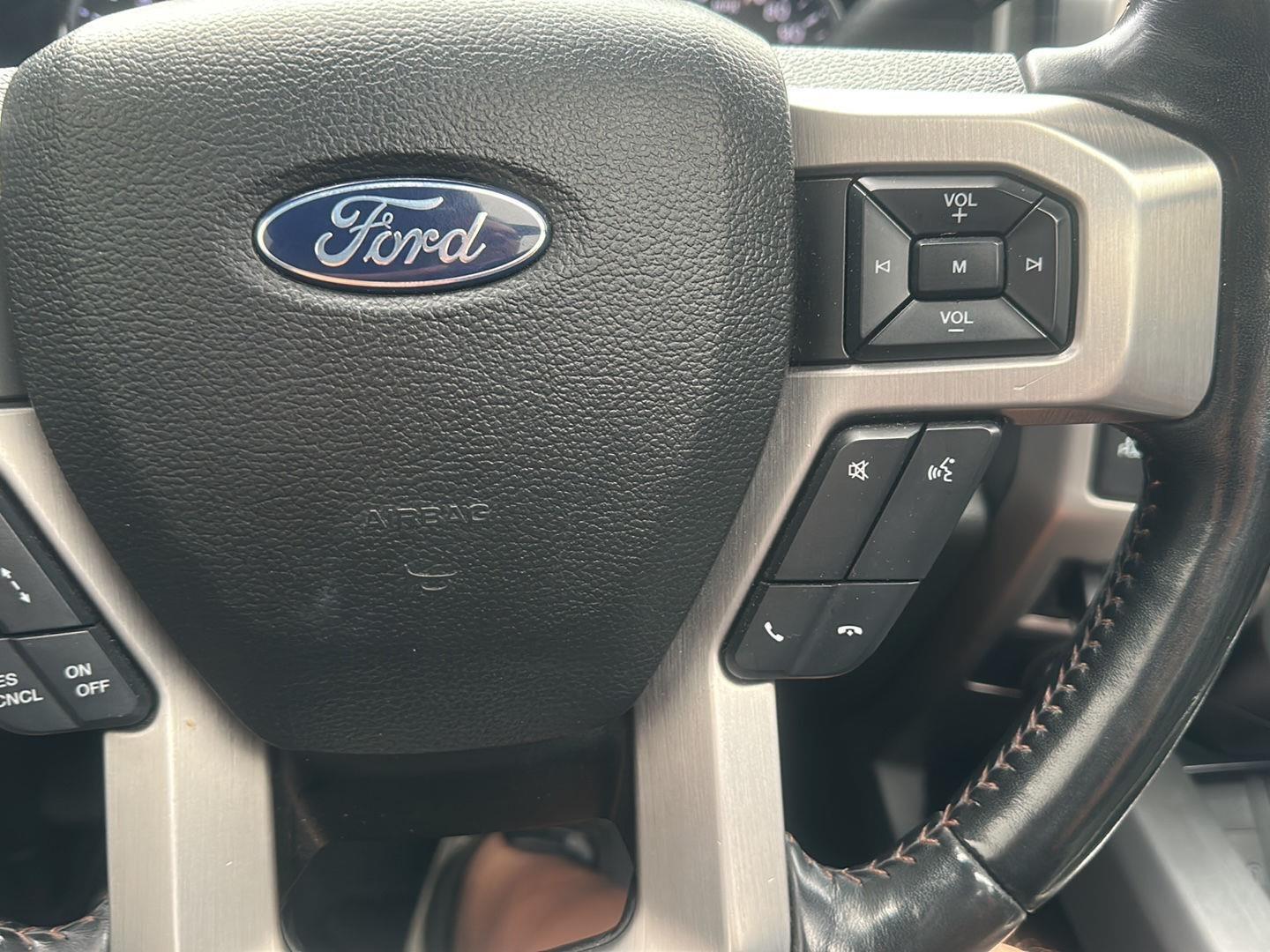Ford F-350 SD Platinum Crew Cab Long Box 4WD 2020