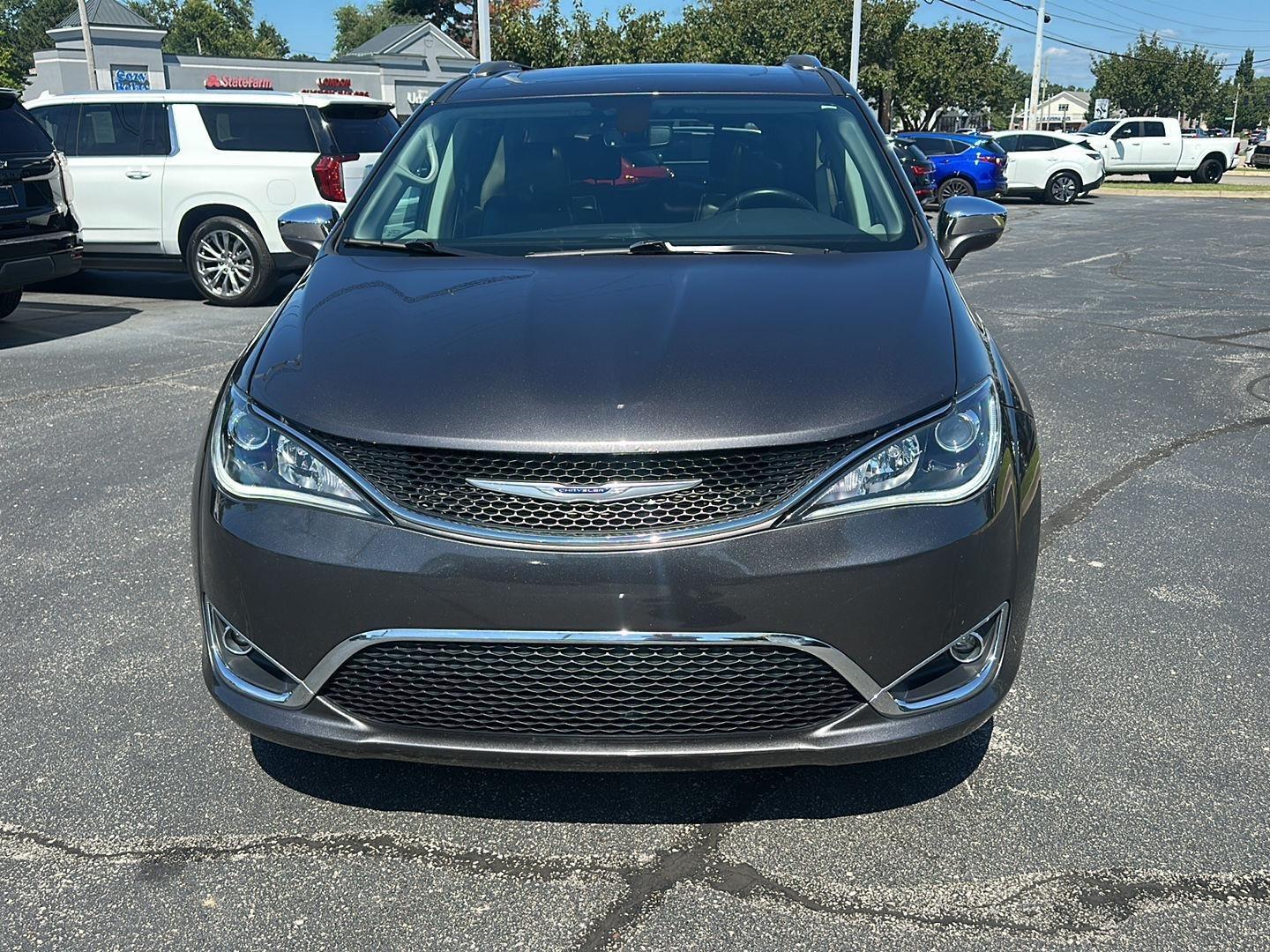 Chrysler Pacifica Limited 2019