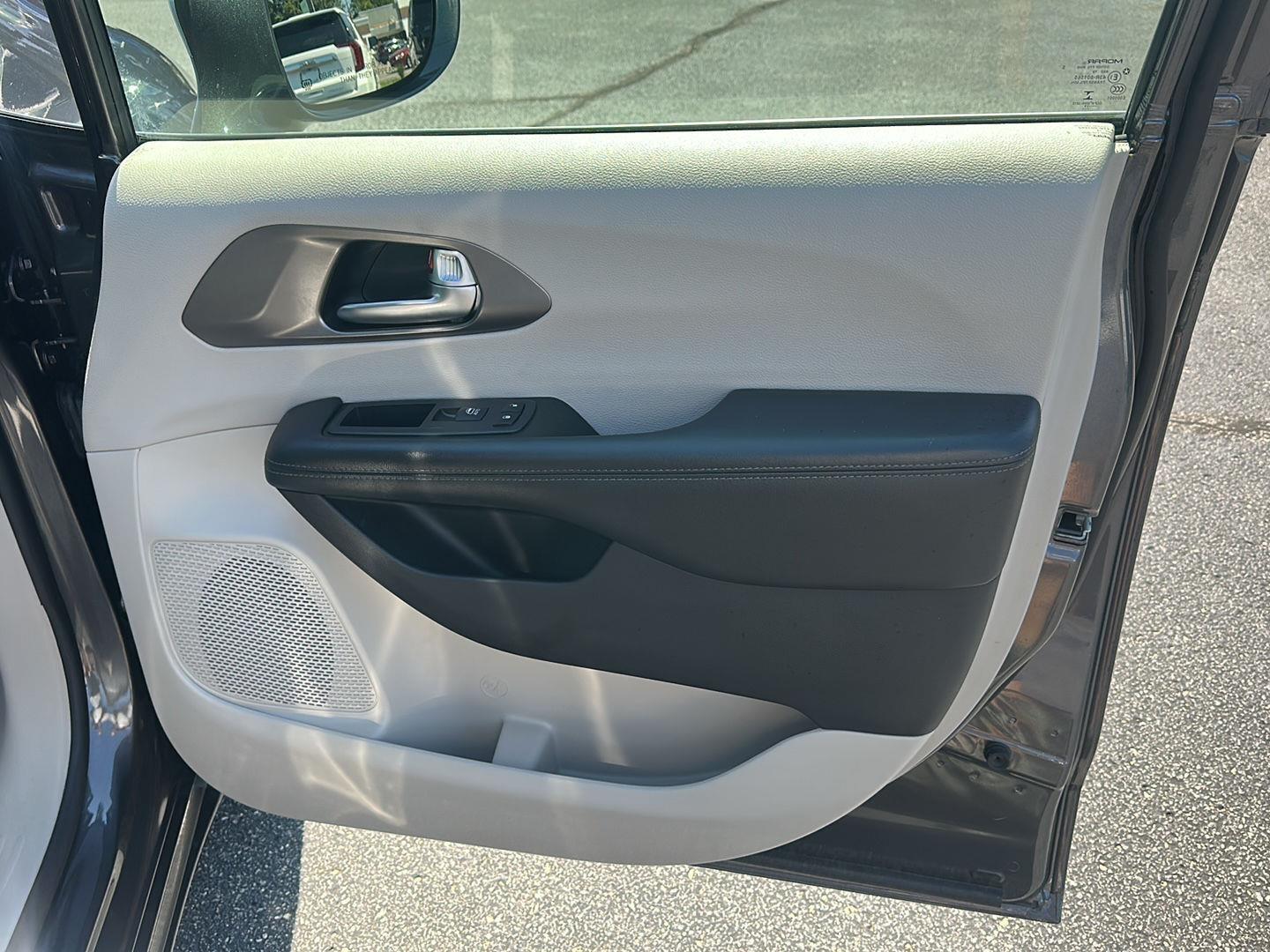 Chrysler Pacifica Limited 2019
