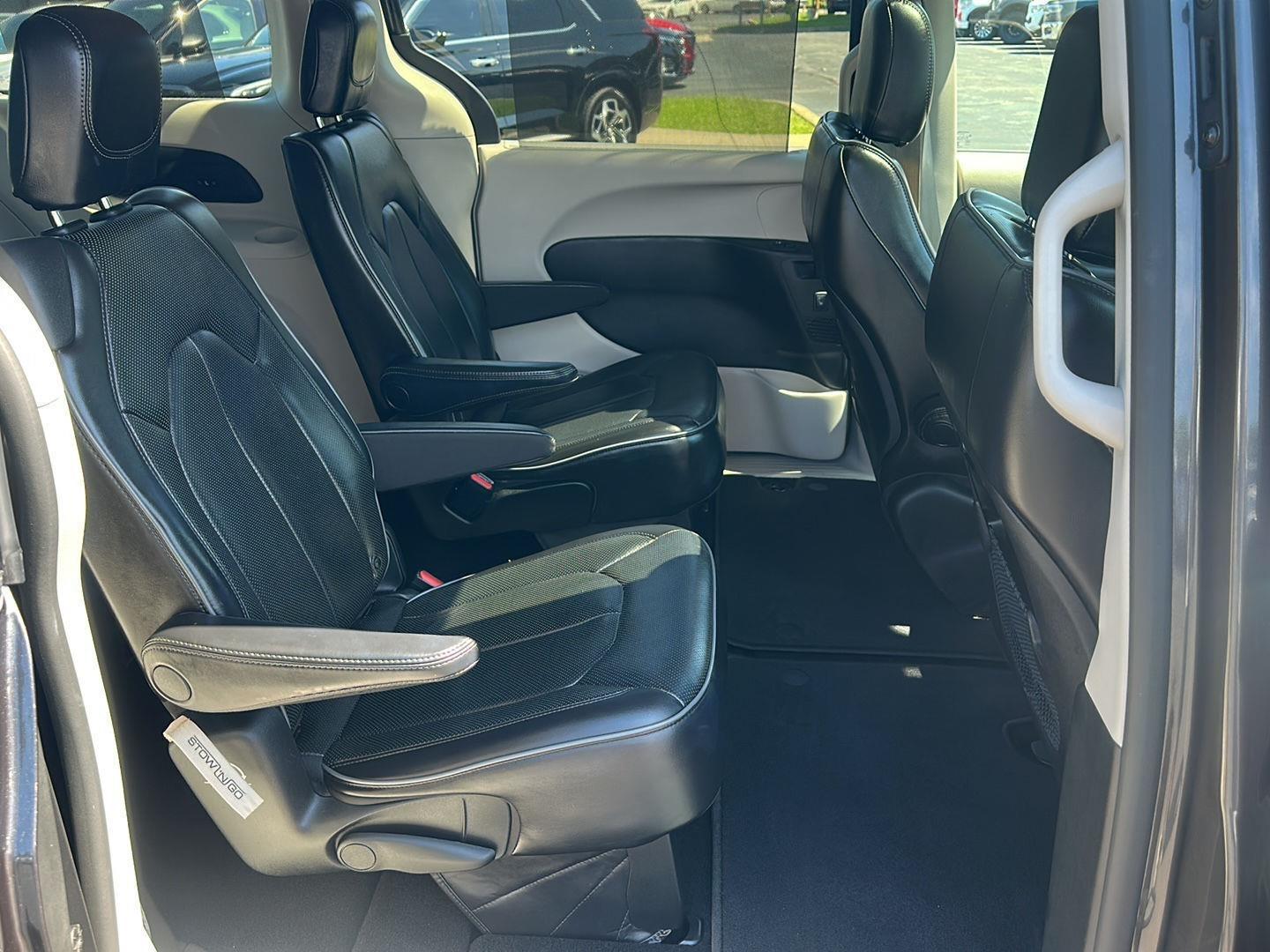 Chrysler Pacifica Limited 2019