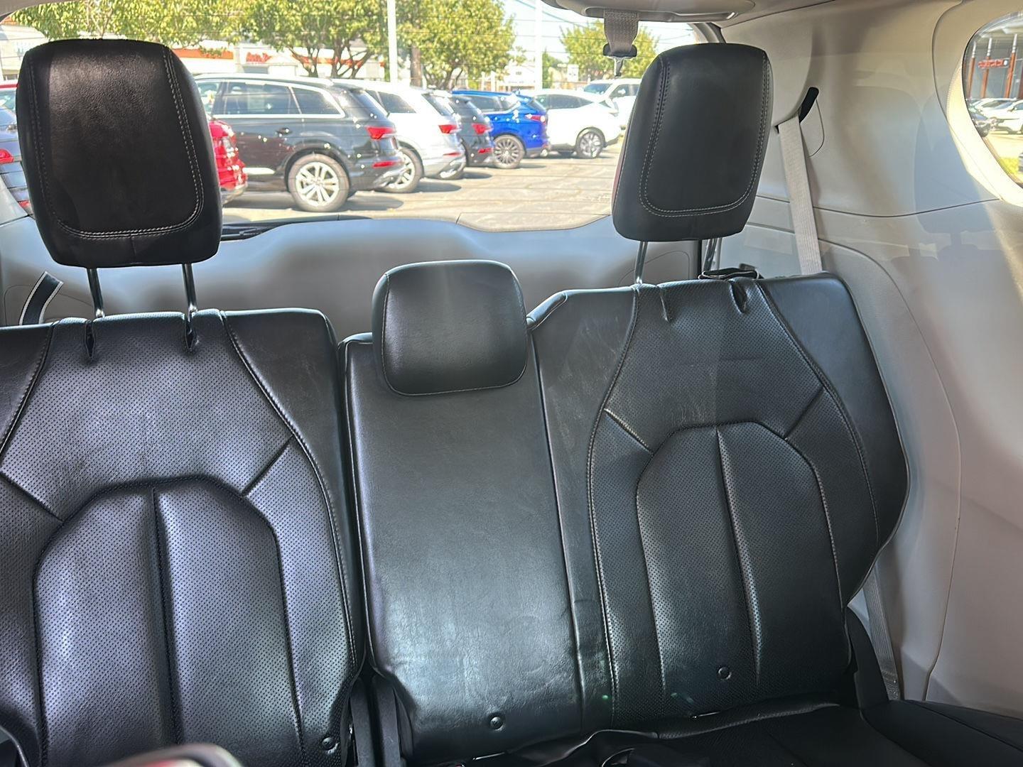 Chrysler Pacifica Limited 2019