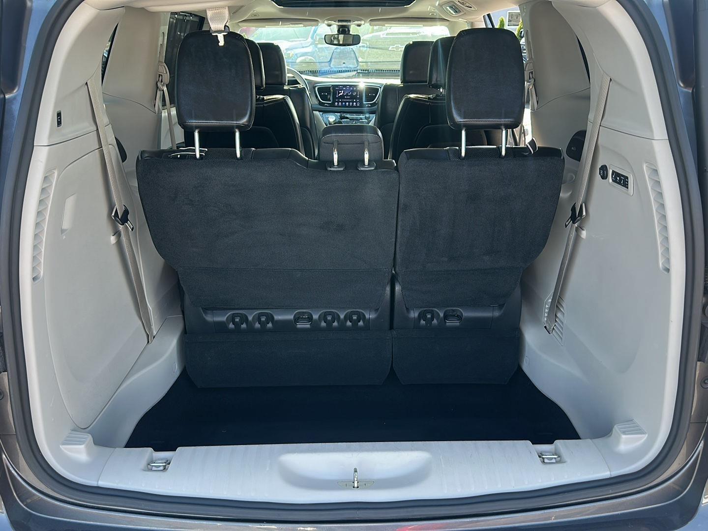 Chrysler Pacifica Limited 2019