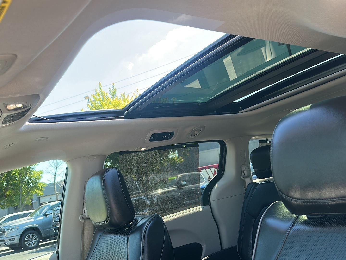 Chrysler Pacifica Limited 2019