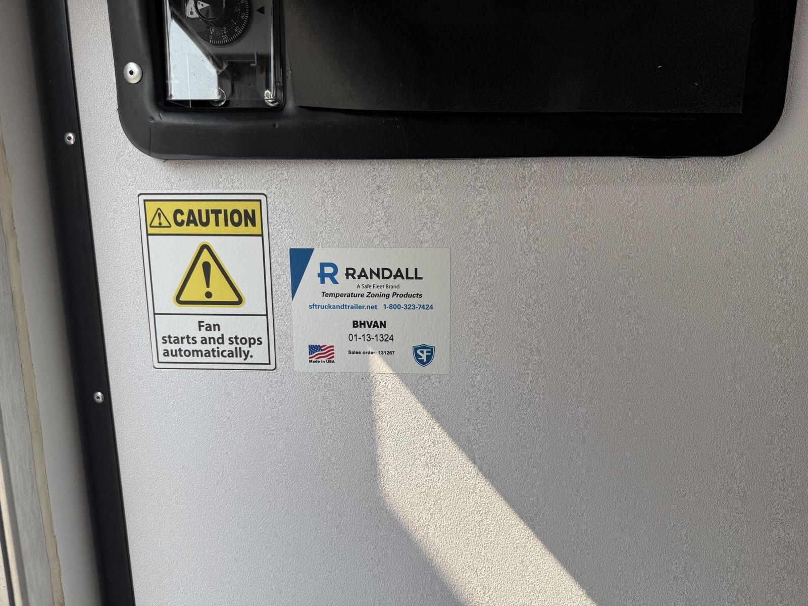 Ford Econoline E-350 Super Duty 2023