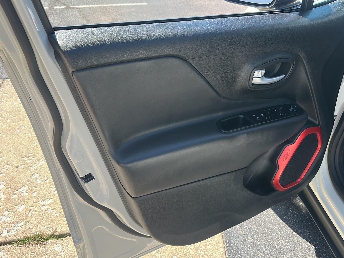 Jeep Renegade Trailhawk 2023