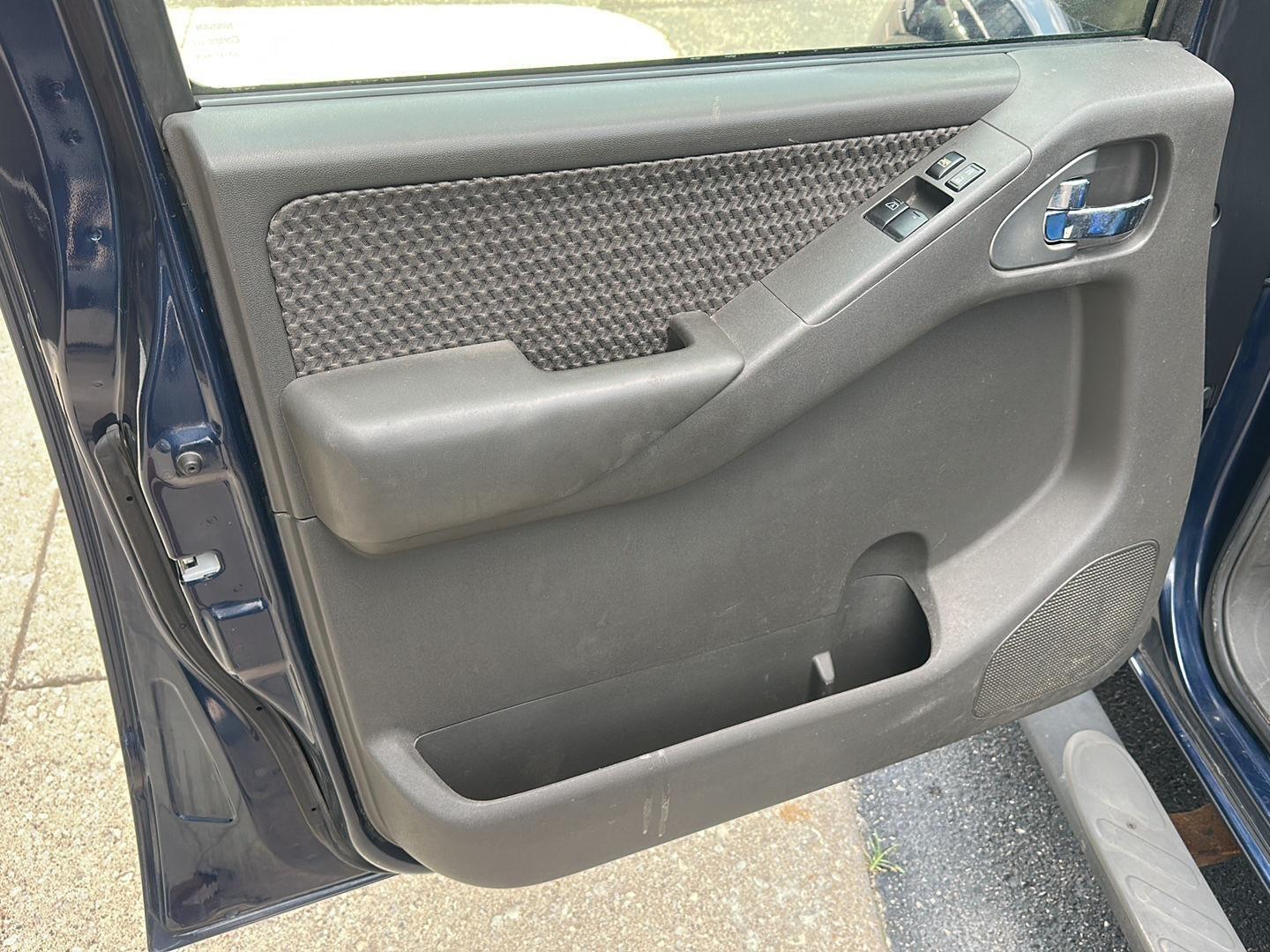 Nissan Frontier LE King Cab 2WD 2008