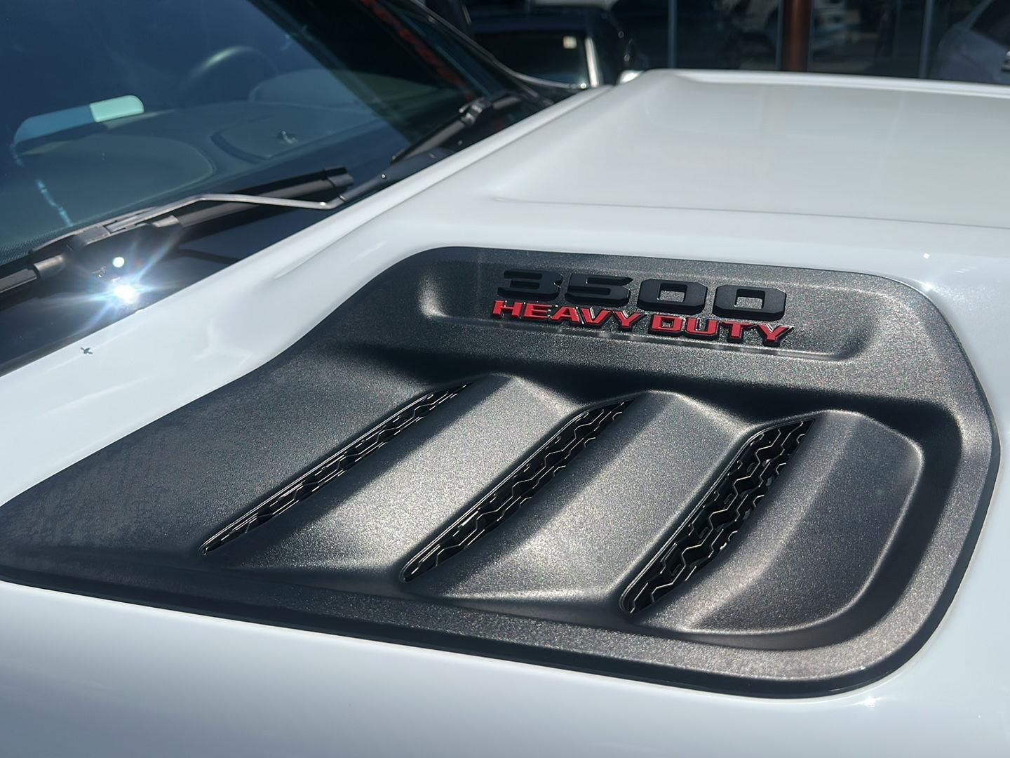 RAM 3500 Limited Mega Cab 4WD DRW 2026