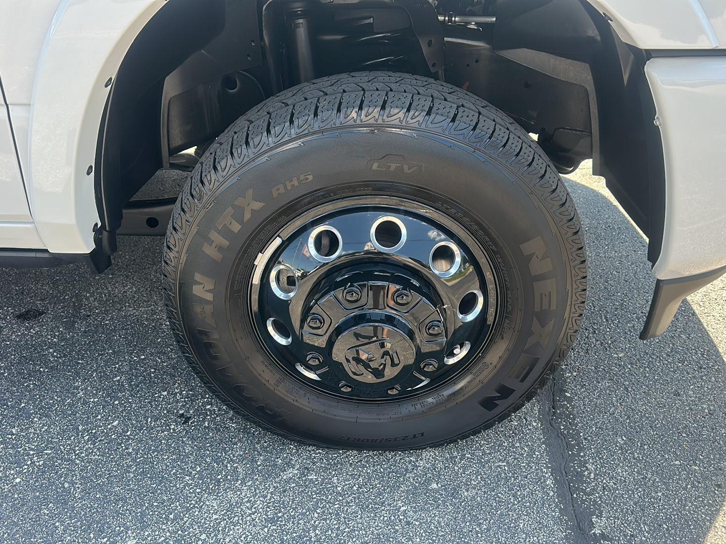 RAM 3500 Limited Mega Cab 4WD DRW 2026