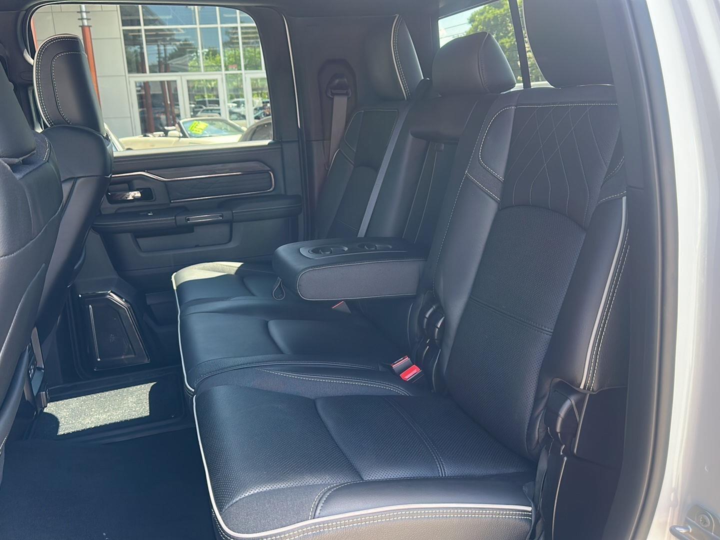 RAM 3500 Limited Mega Cab 4WD DRW 2026
