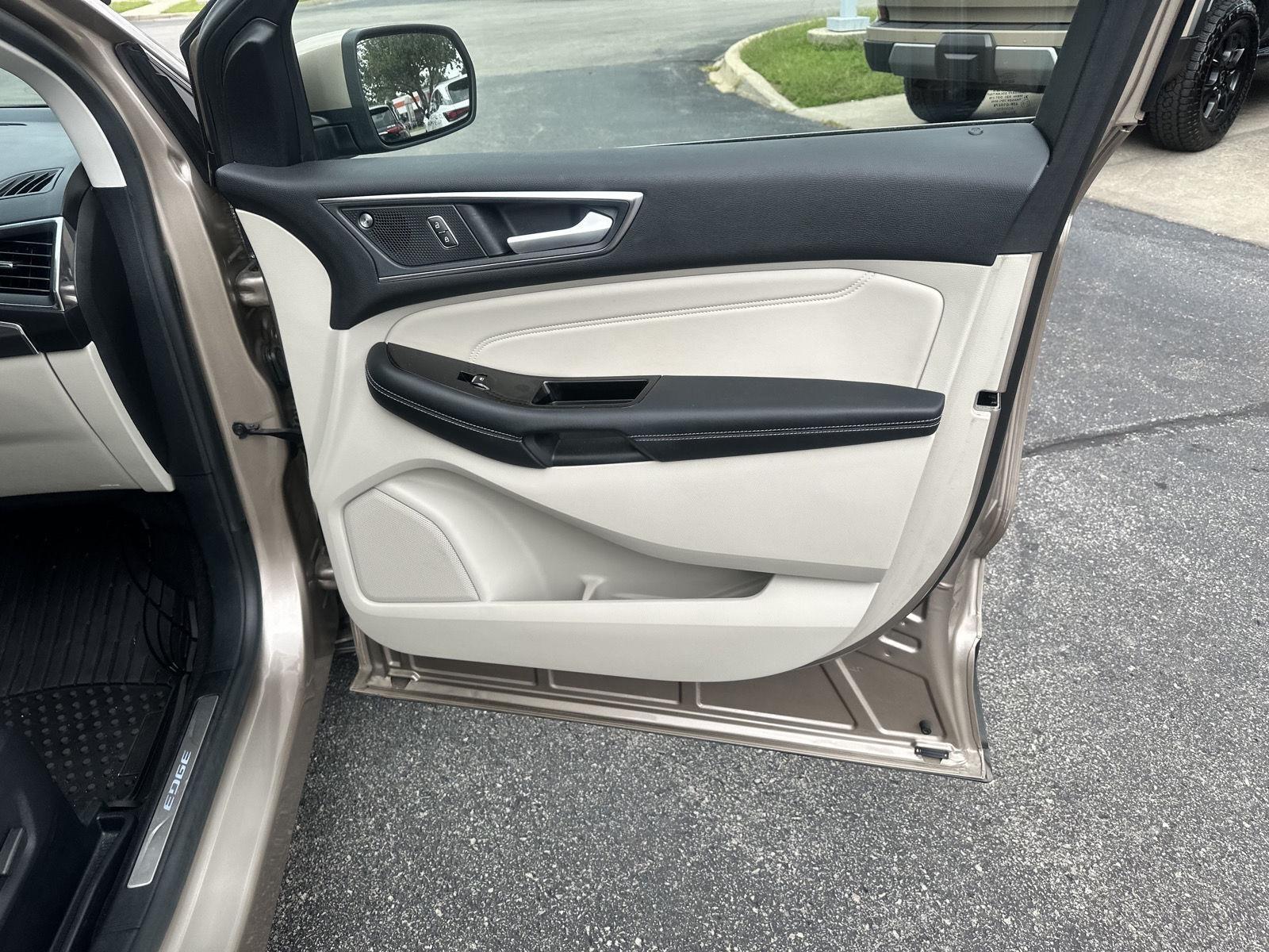 Ford Edge Titanium 2020