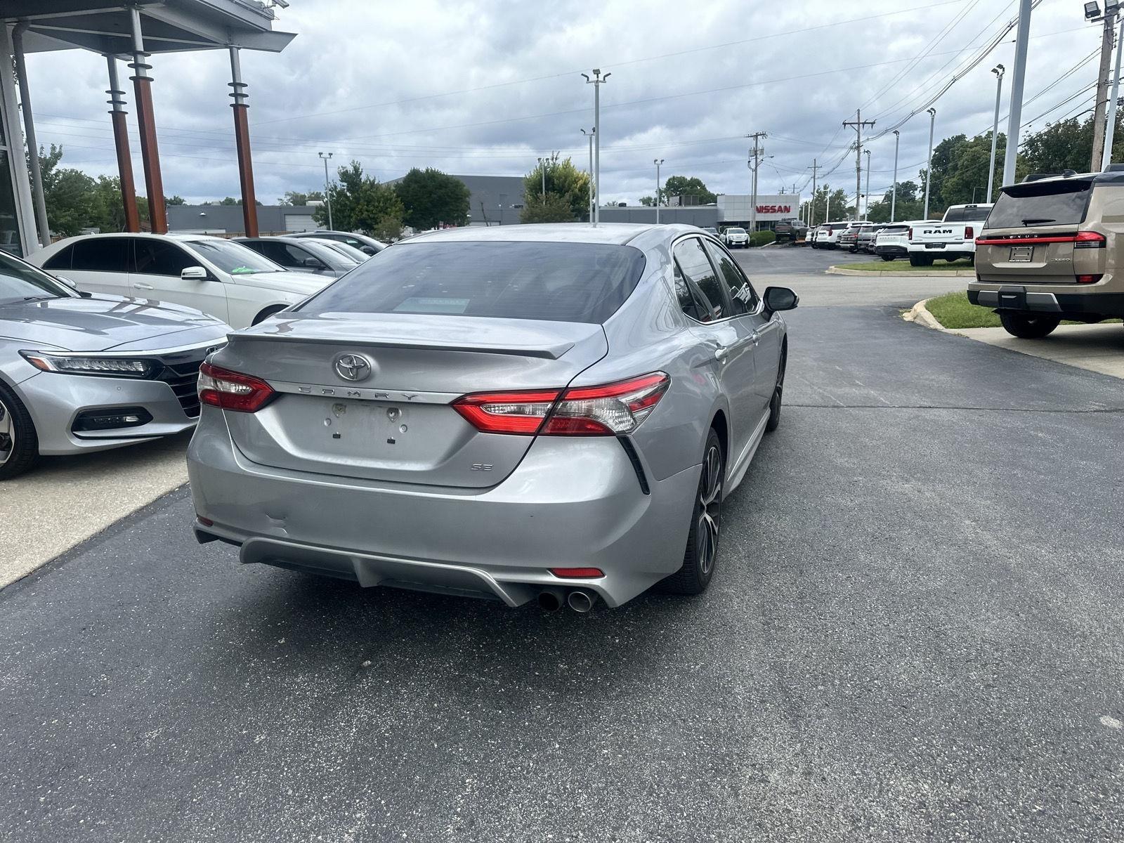 Toyota Camry SE 2018